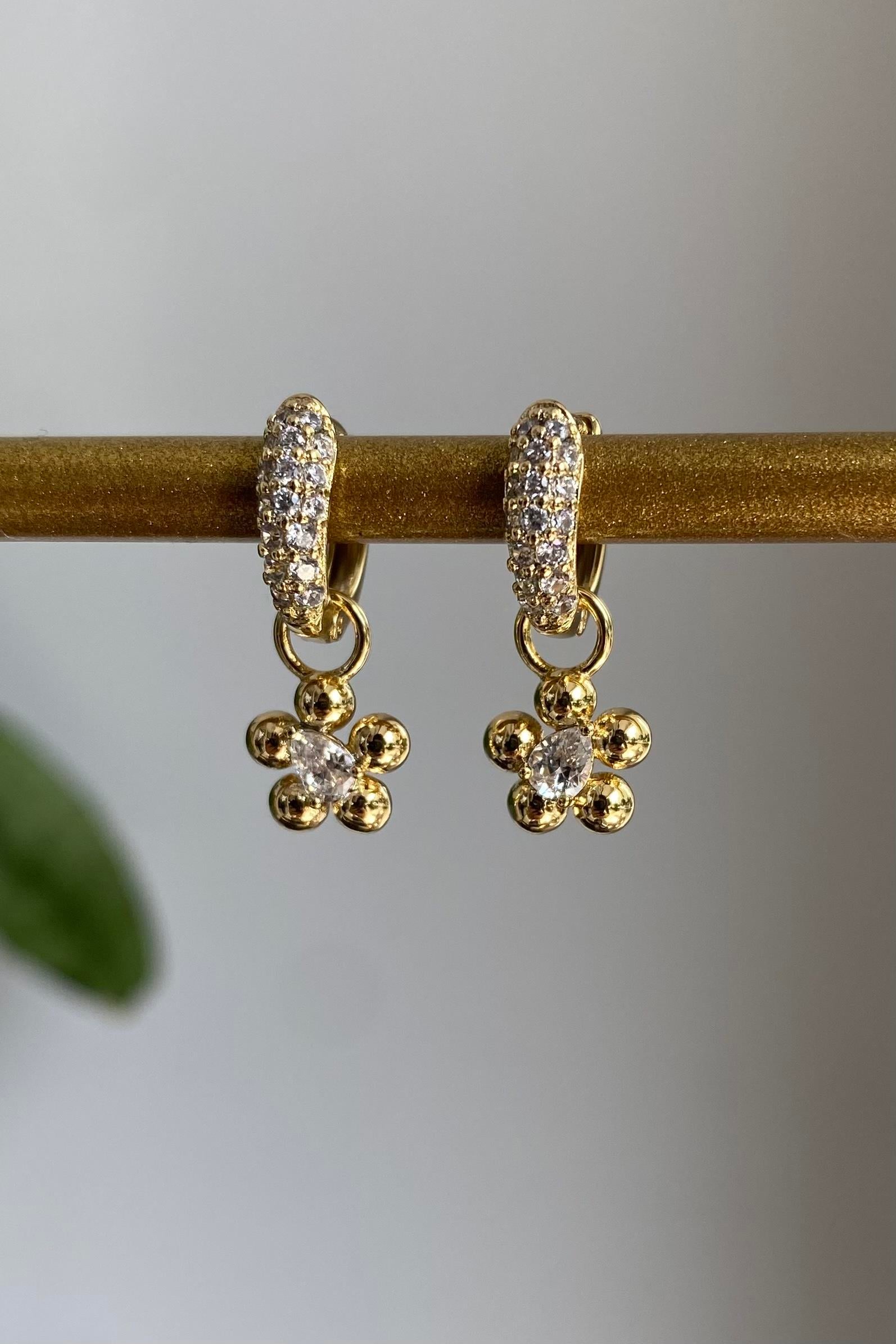 LOTUS TAŞLI HALKA KÜPE 1CM