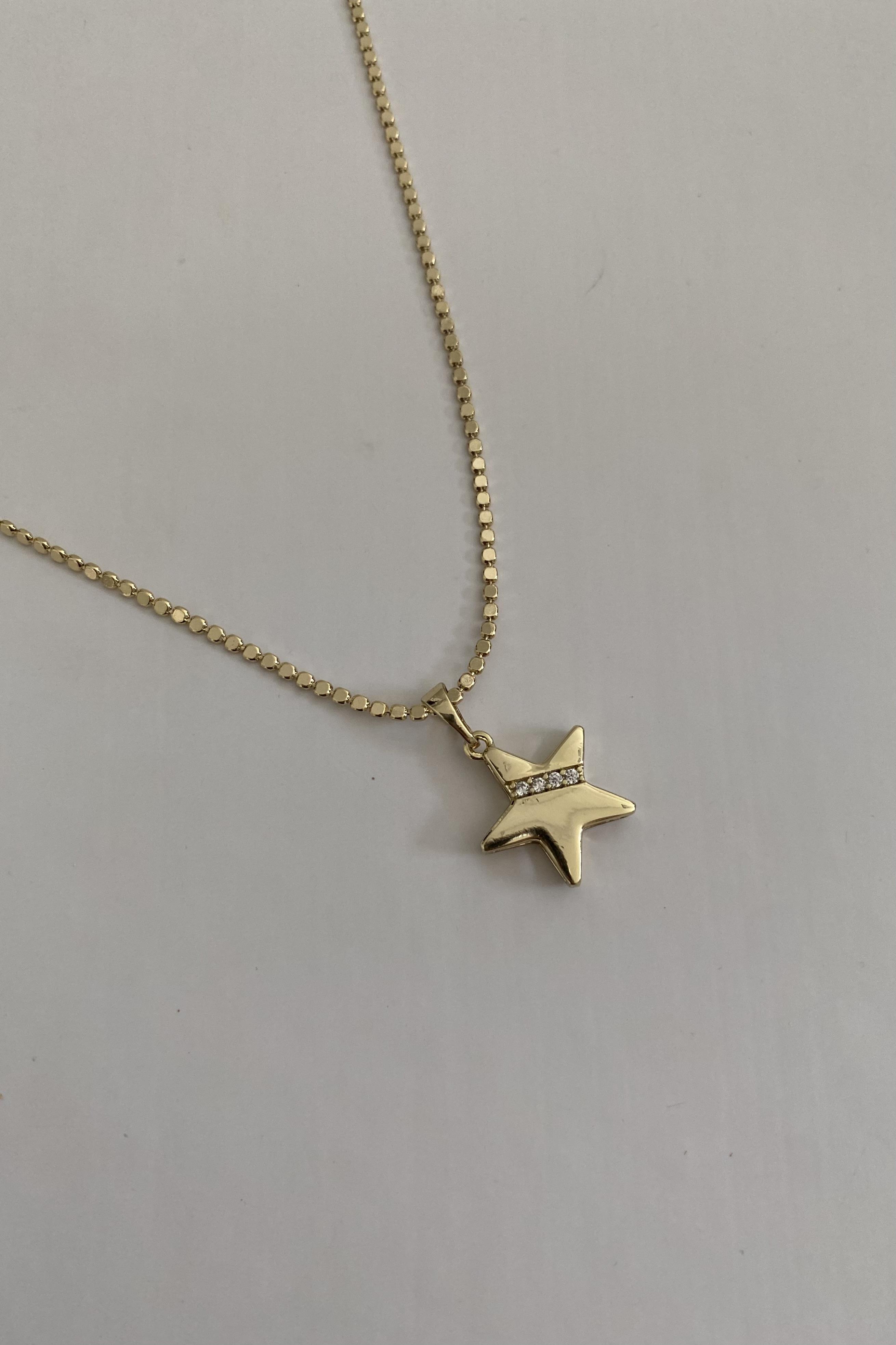 TAŞ KESİTLİ YILDIZ UÇLU KOLYE 45cm