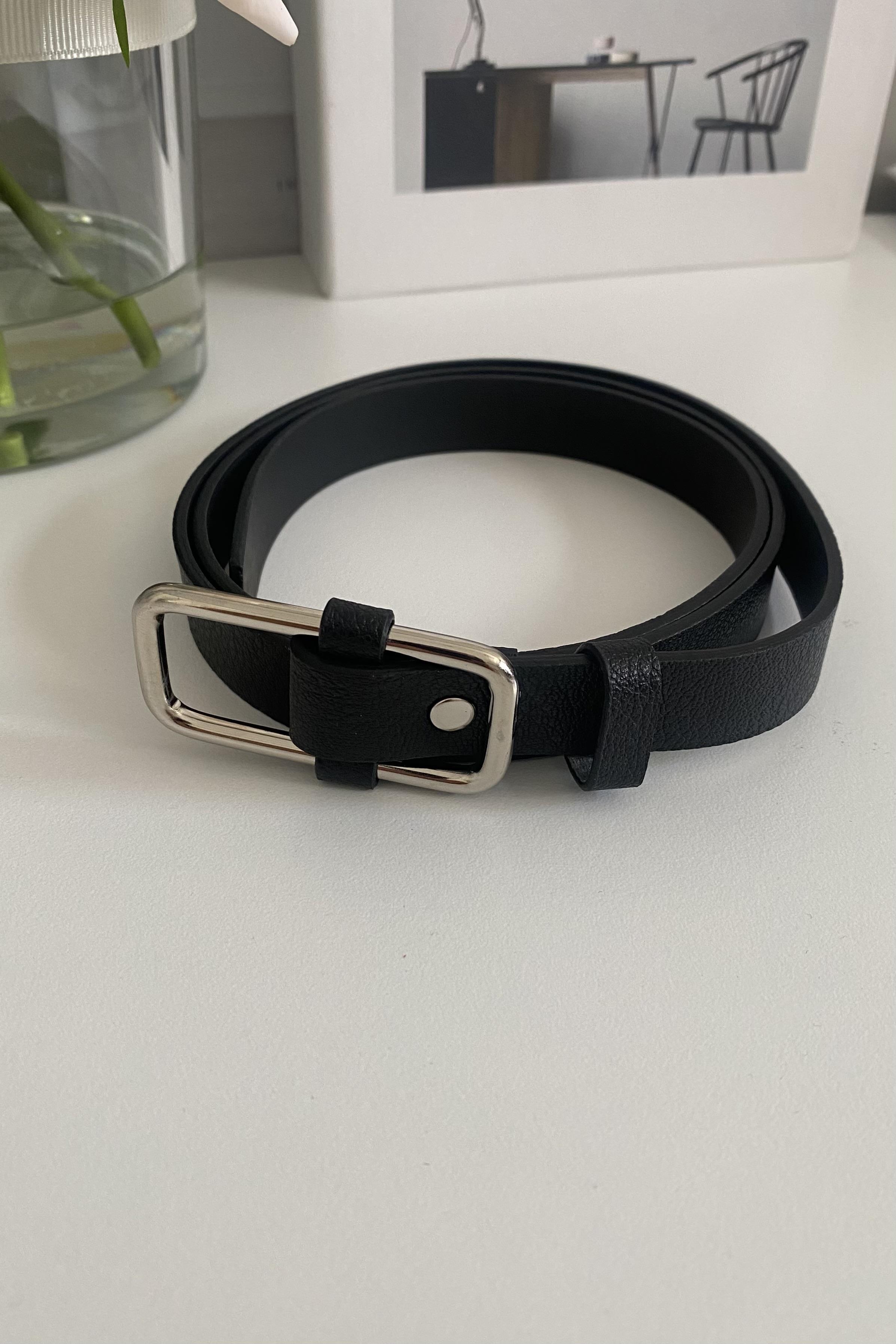 DİKDÖRTGEN ÇERÇEVELİ SİLVER KEMER