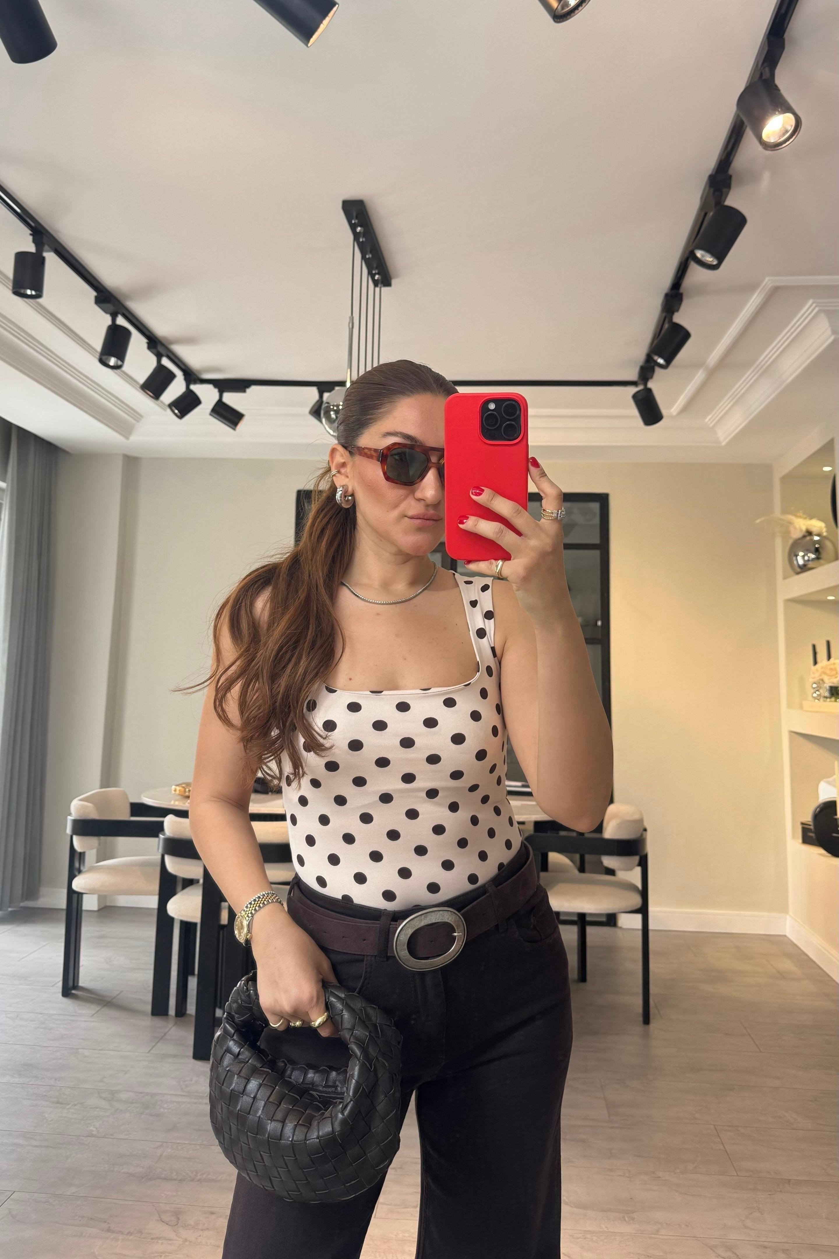 KATİA KARE YAKA PUANLI BODYSUİT