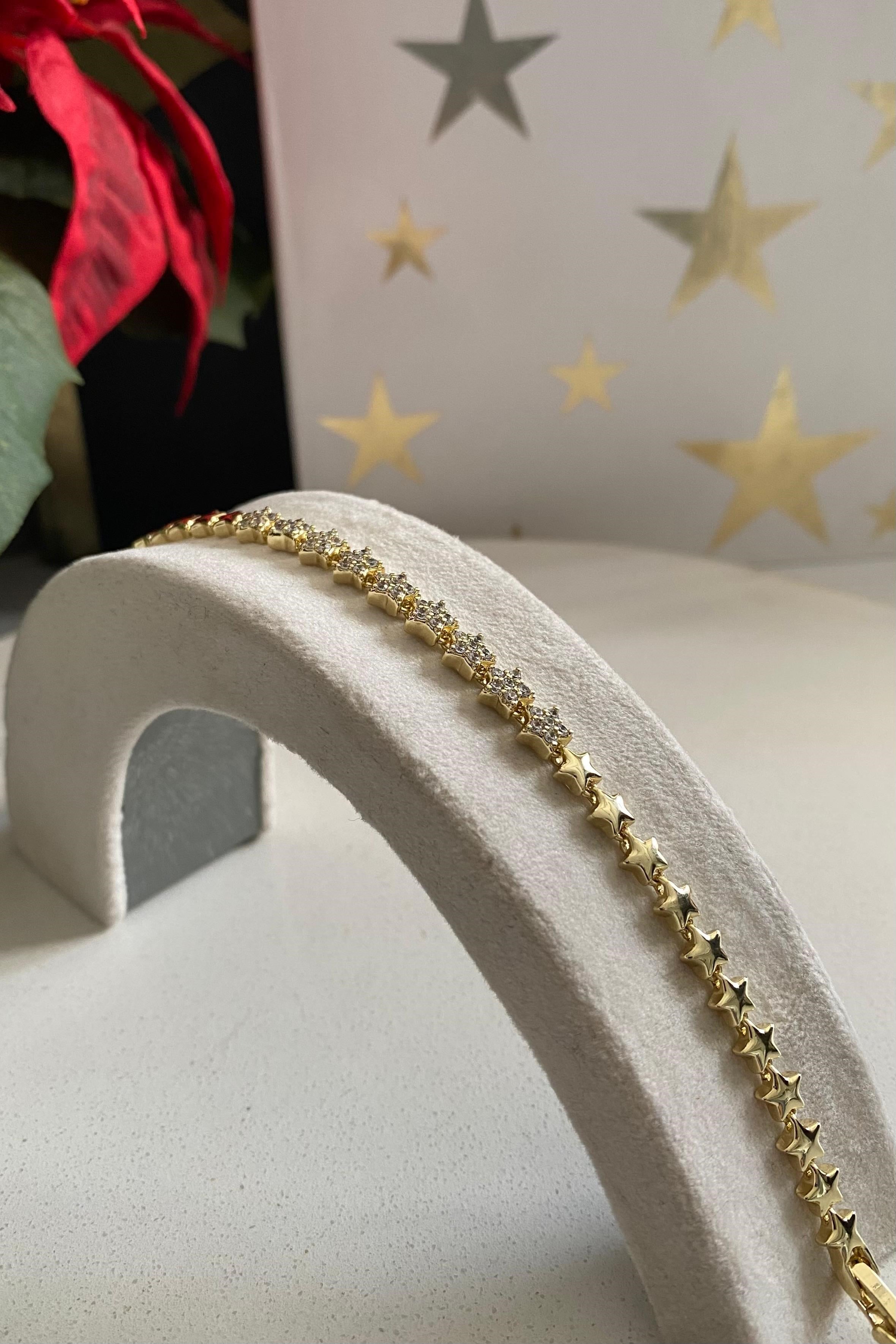 ORTASI TAŞLI YILDIZ BİLEZİK