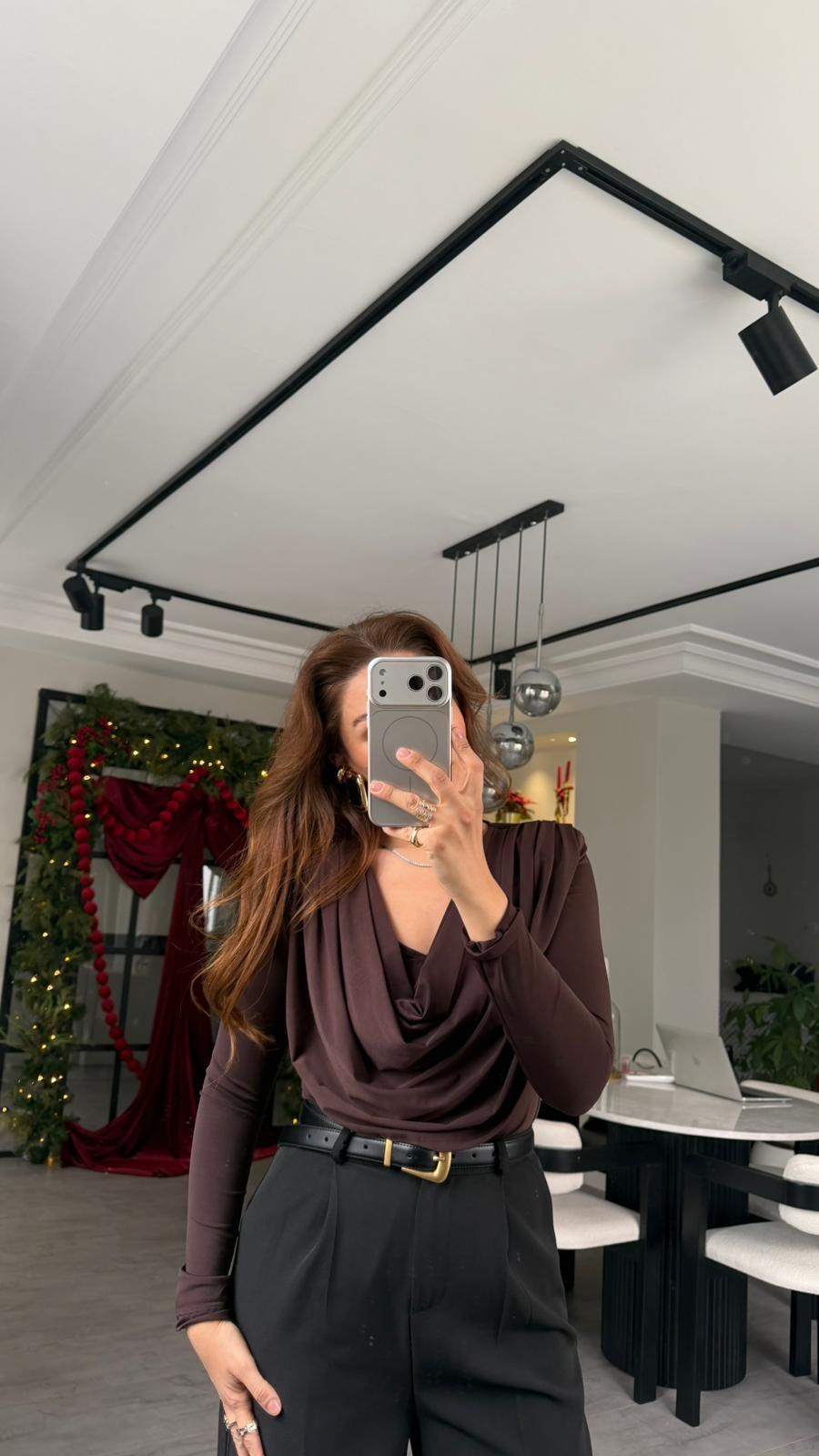 VATKALI ÖNÜ DEGAJELİ BLUZ/0876