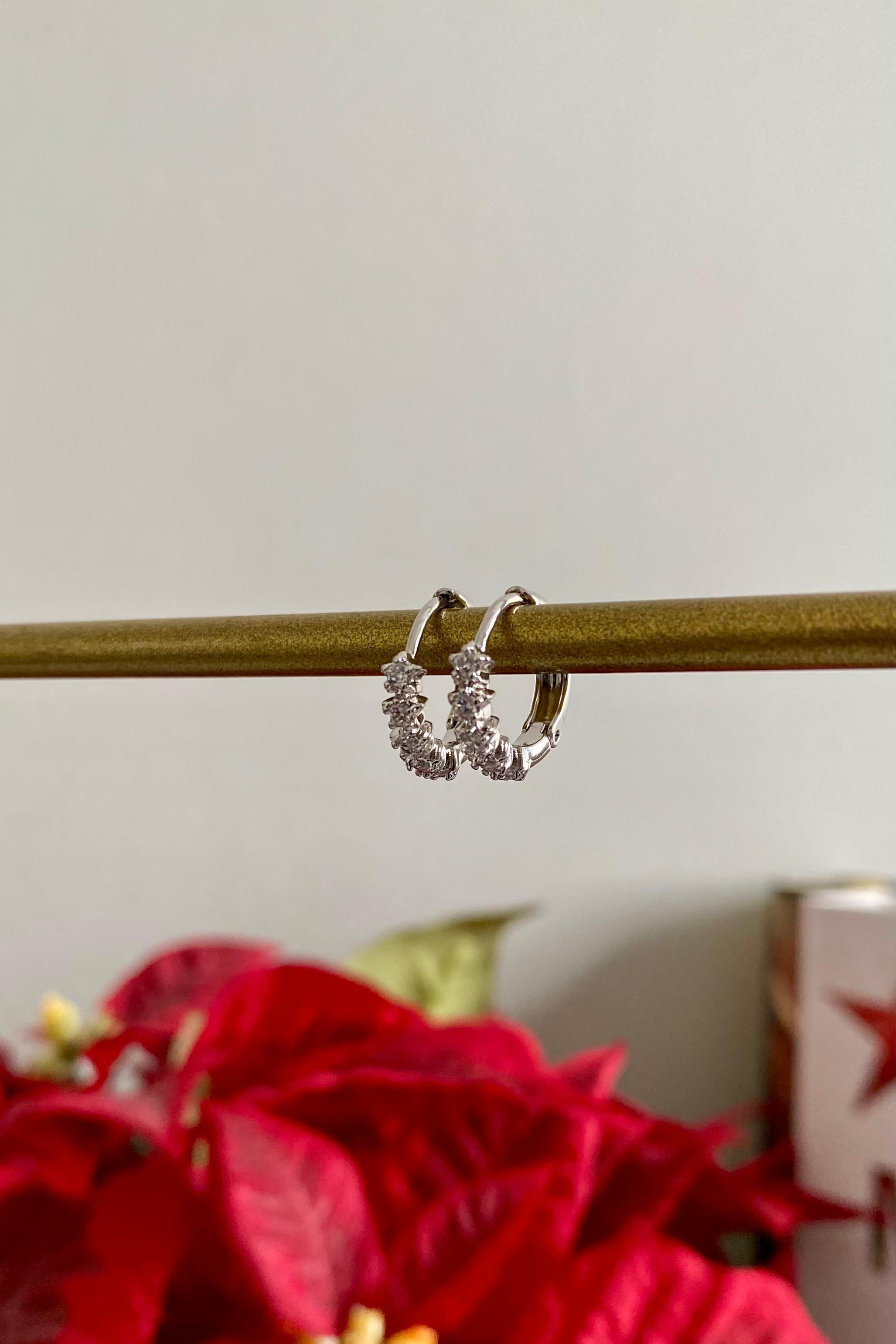 GÖMME YILDIZ TAŞLI KÜPE 1CM