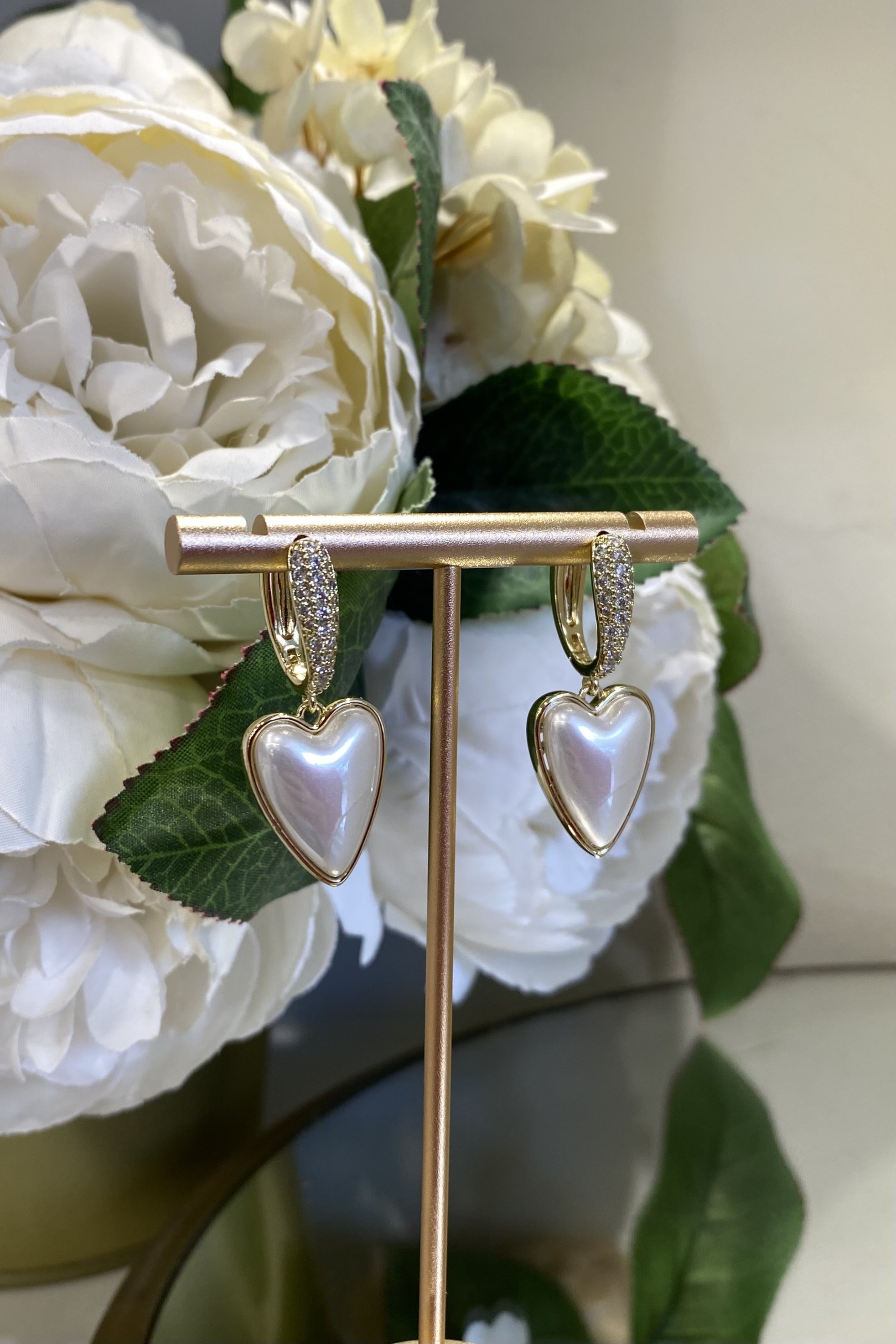 SEDEF KALP UÇLU ZİRKON OVAL KÜPE