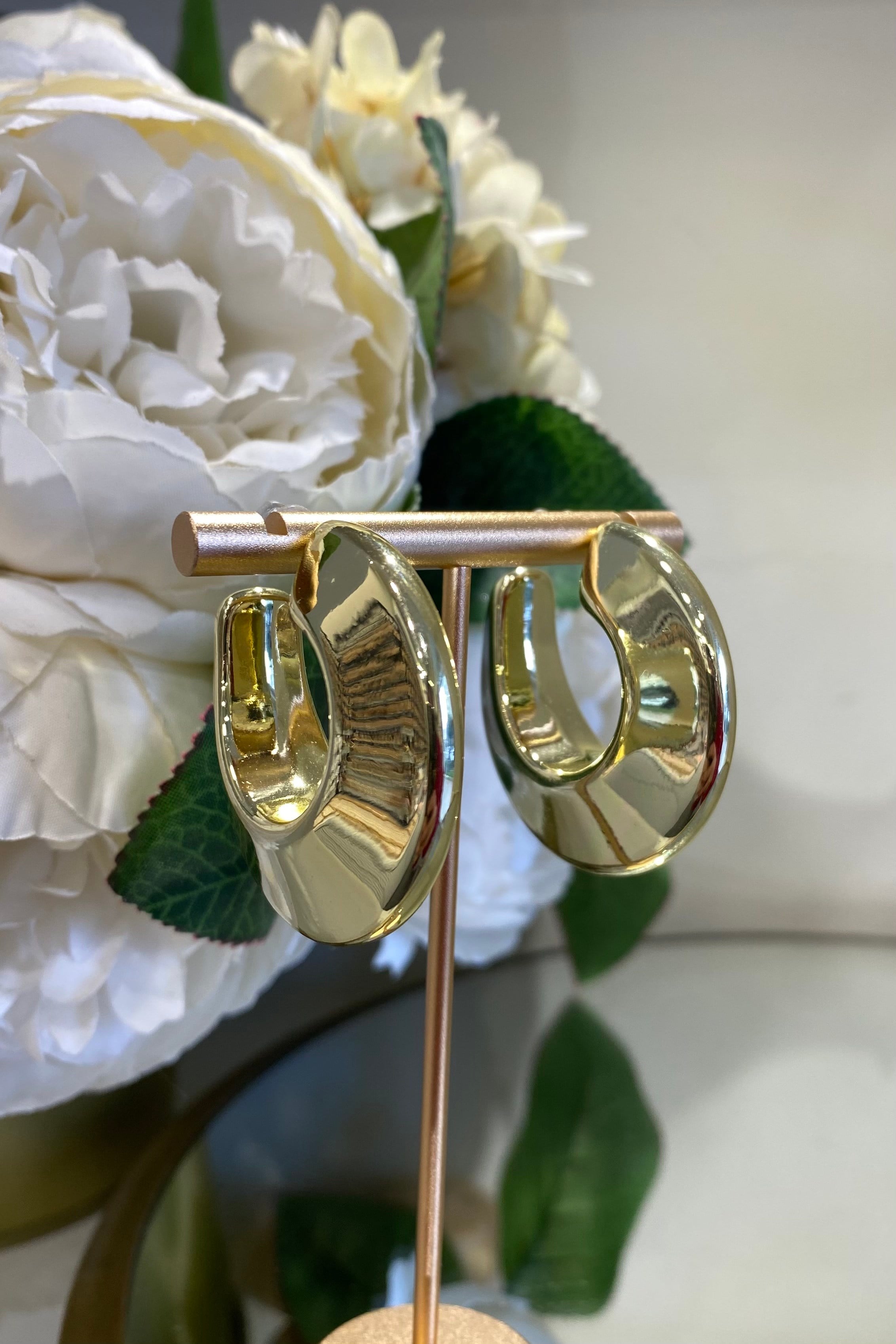 KABARTMALI HİLAL KÜPE