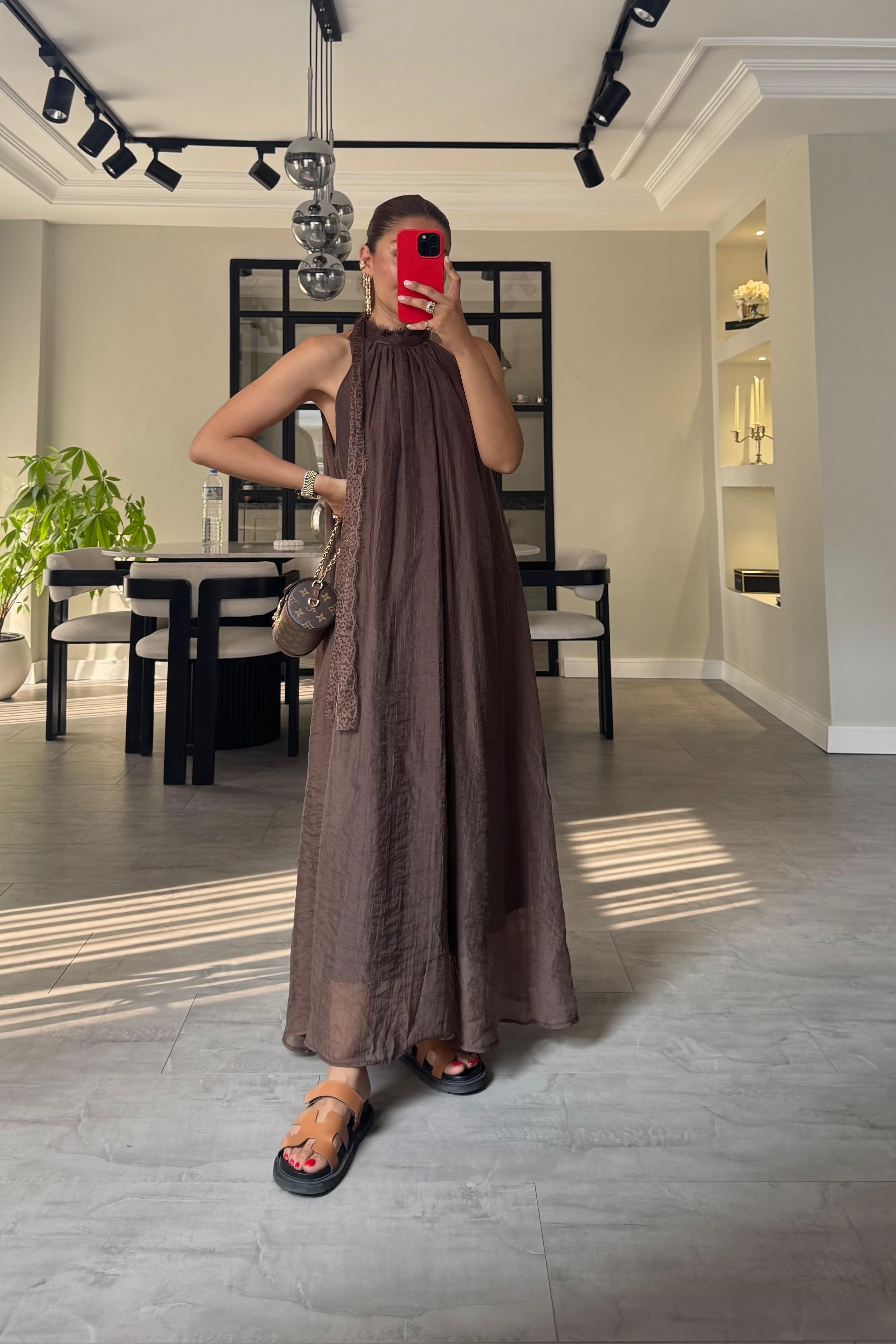 HALTER YAKA DANTEL DETAYLI ELBİSE/3438