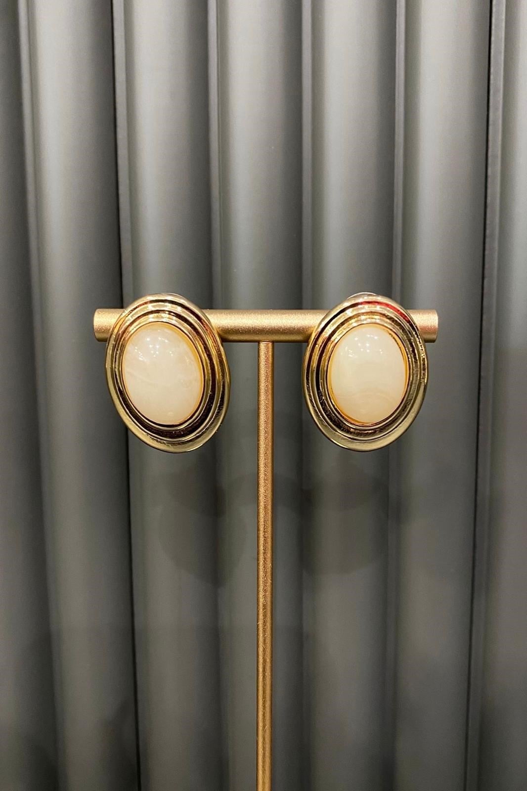 OVAL REÇİNE KÜPE