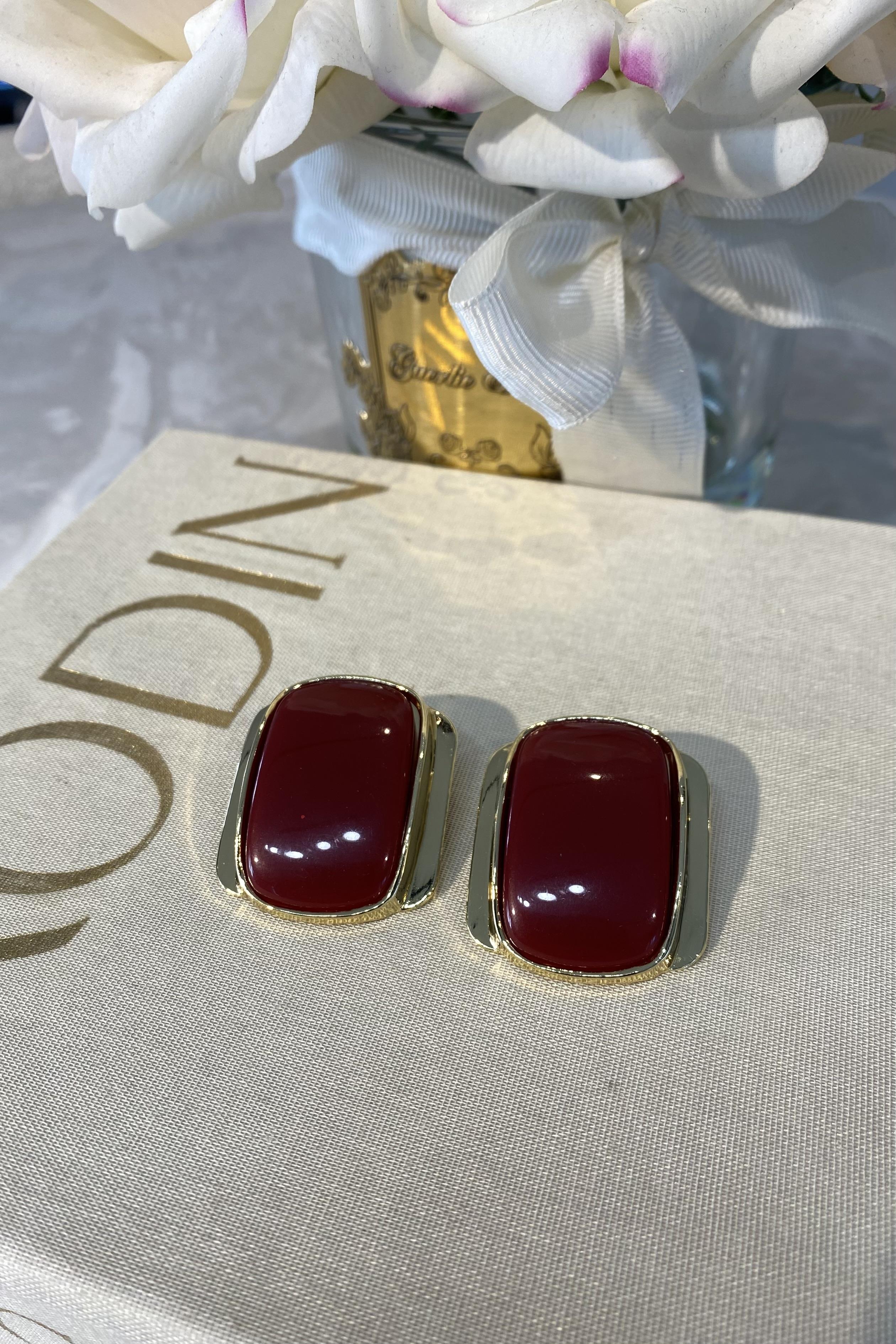 BORDO TAŞLI MEGA KÜPE