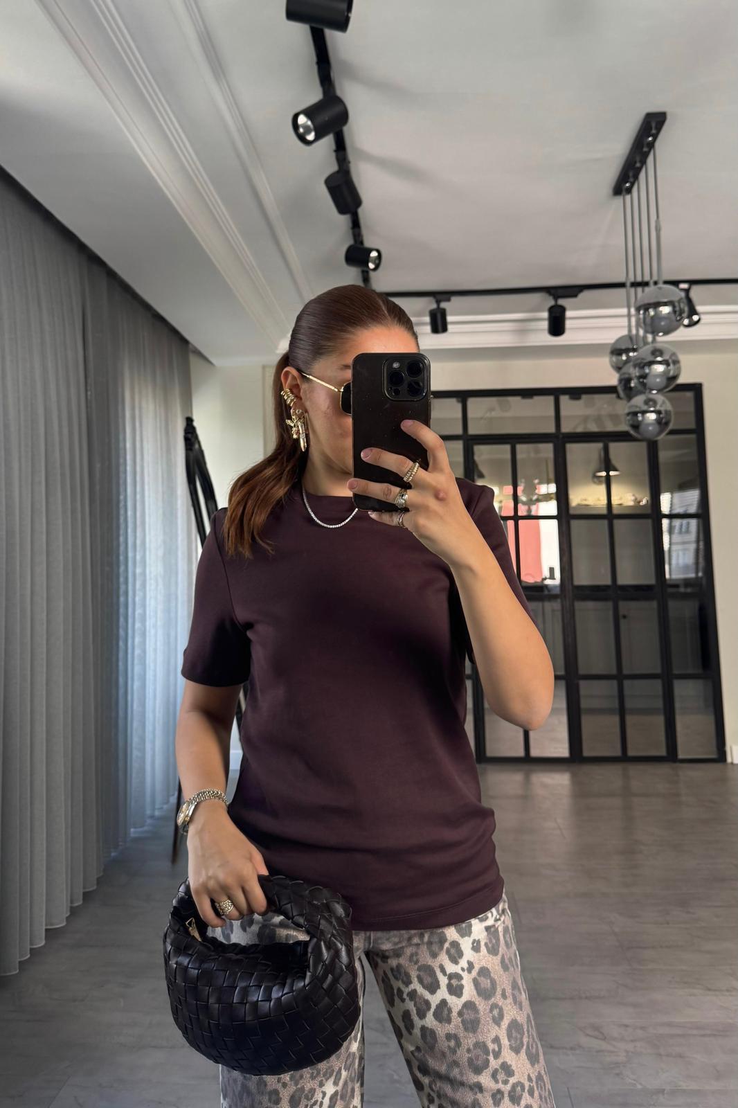 ÖZEL ÜRETİM BASIC T-SHIRT