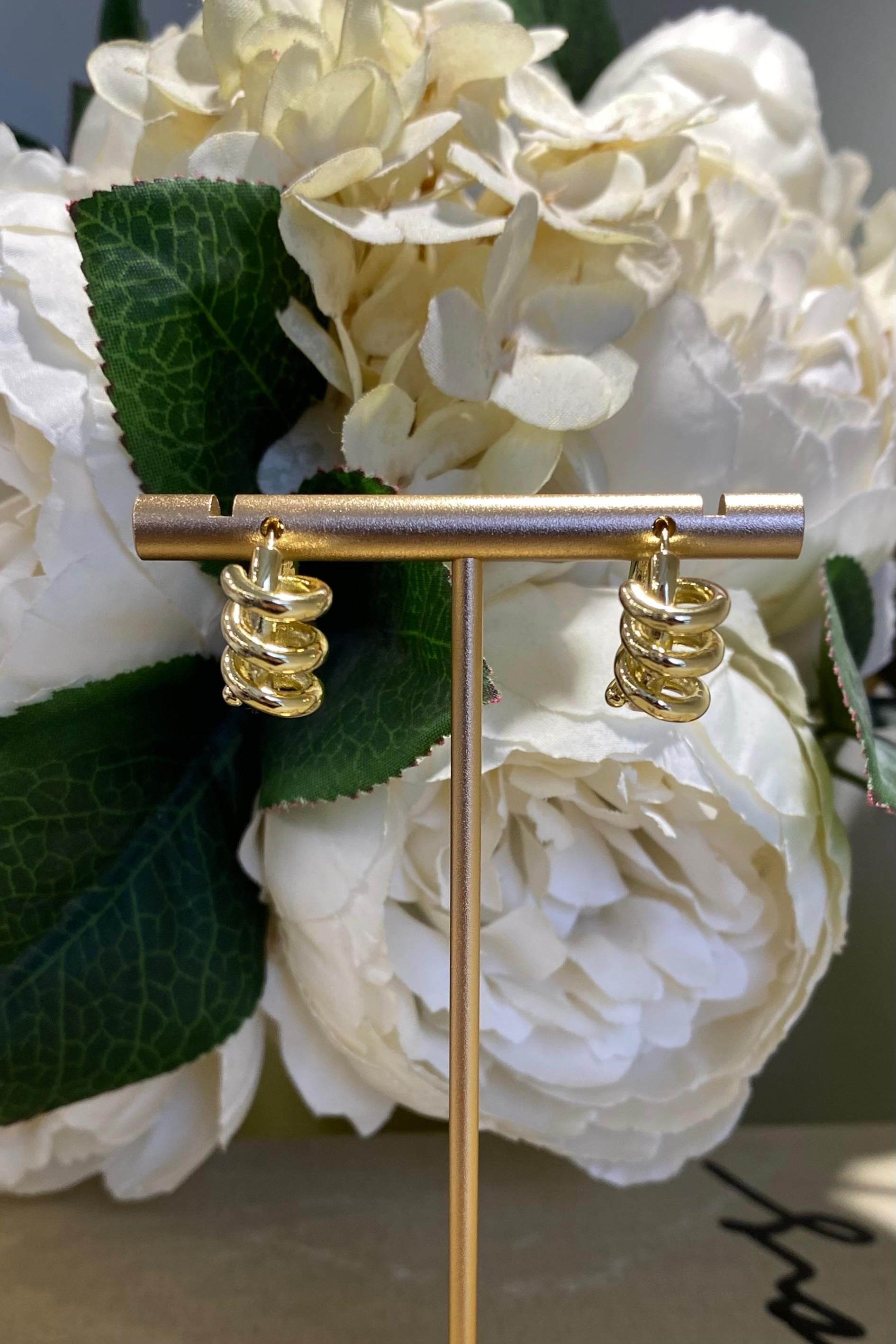 KIVRIM HALKA KÜPE 1.5CM