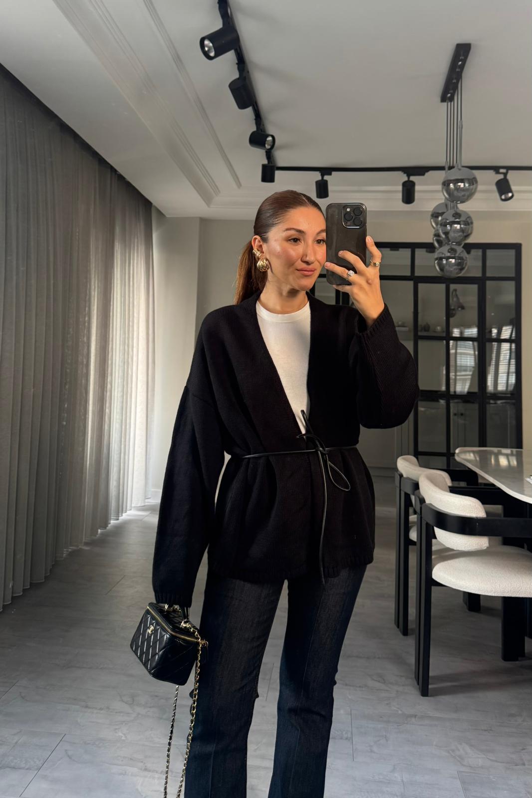 DERİ KEMERLİ TRİKO HIRKA/0608