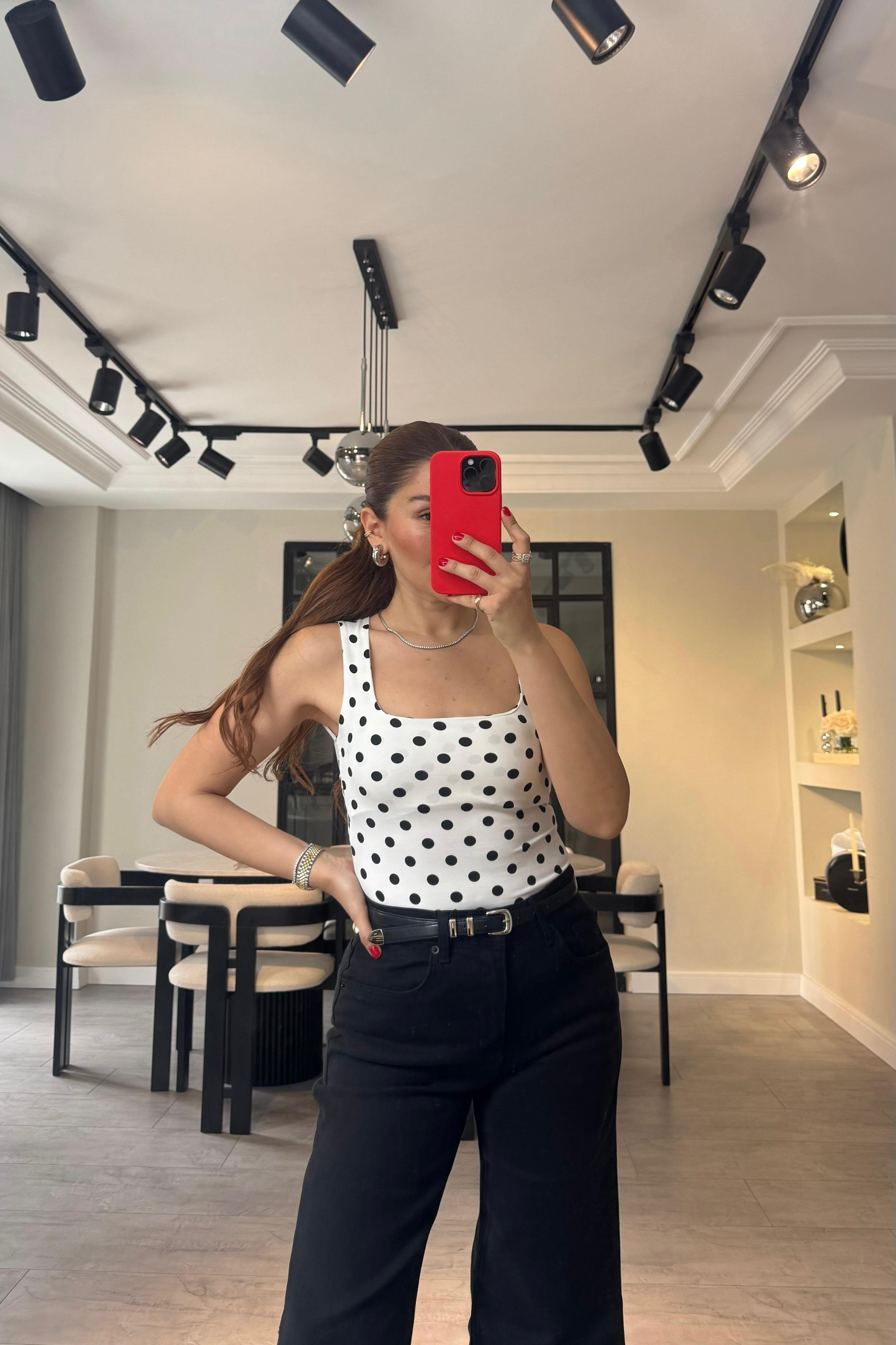 KATİA KARE YAKA PUANLI BODYSUİT