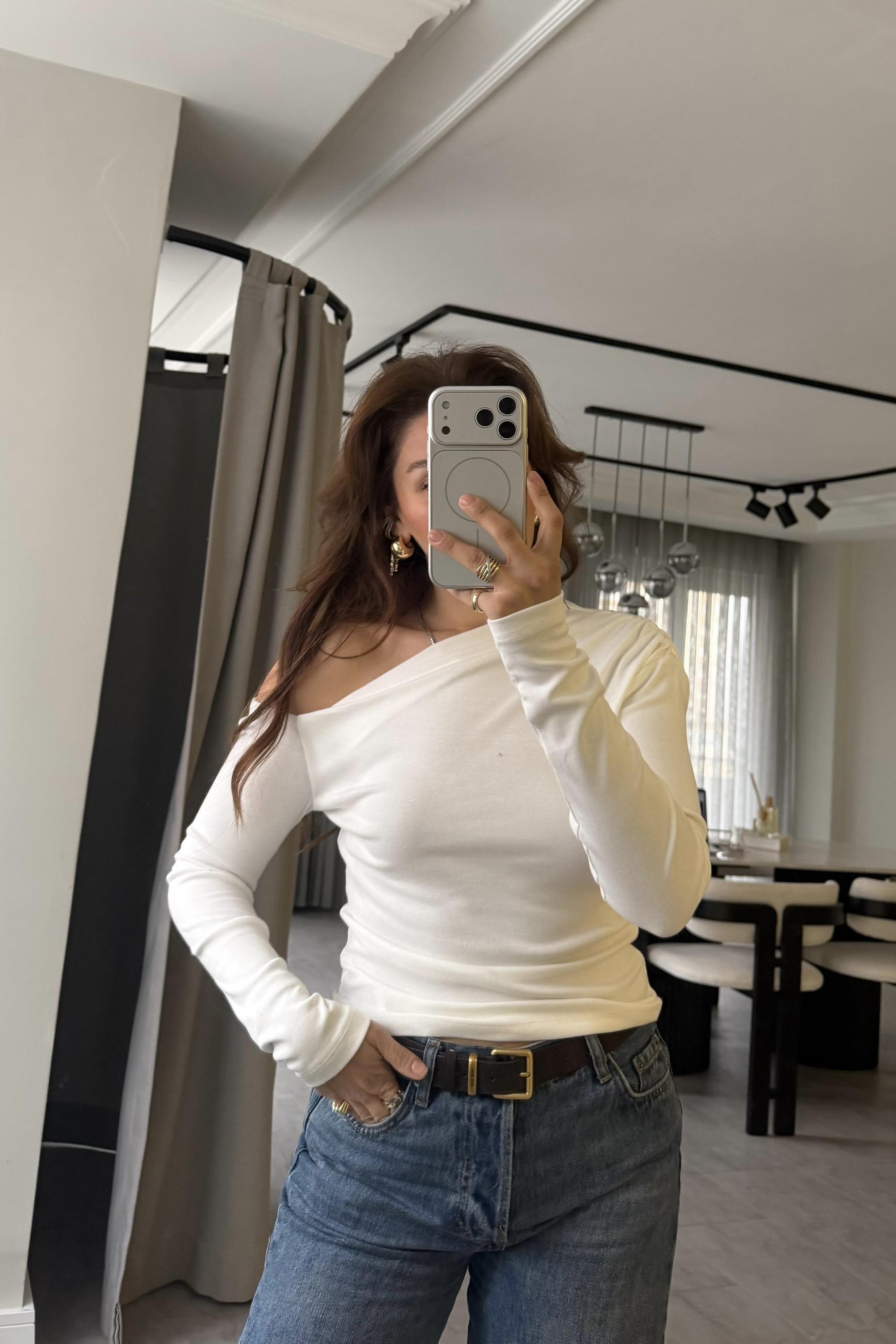 TEK OMUZ AÇIK HAMUR BODY/16130