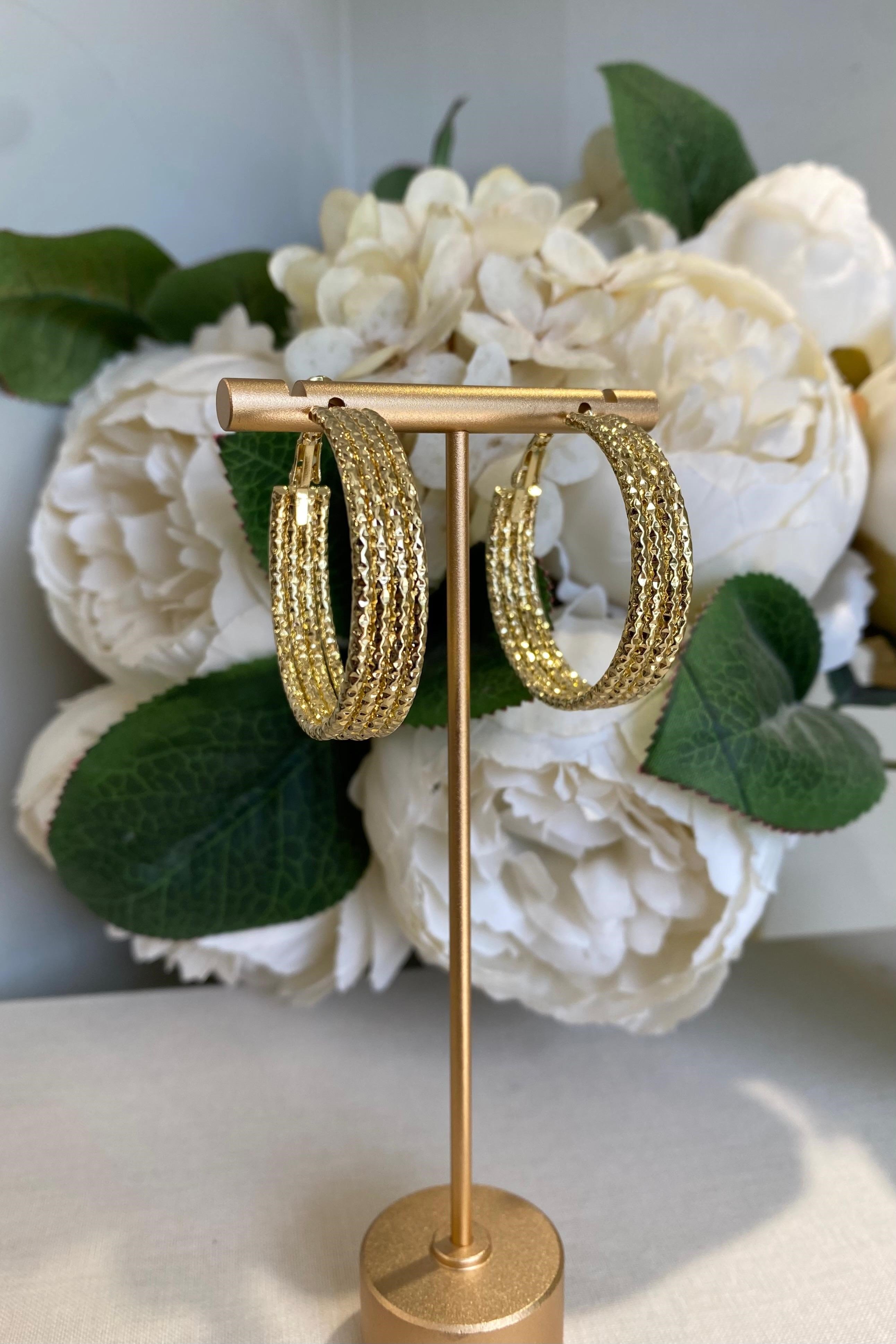 ÜÇLÜ YUVARLAK SIRALI HALKA KÜPE 4CM