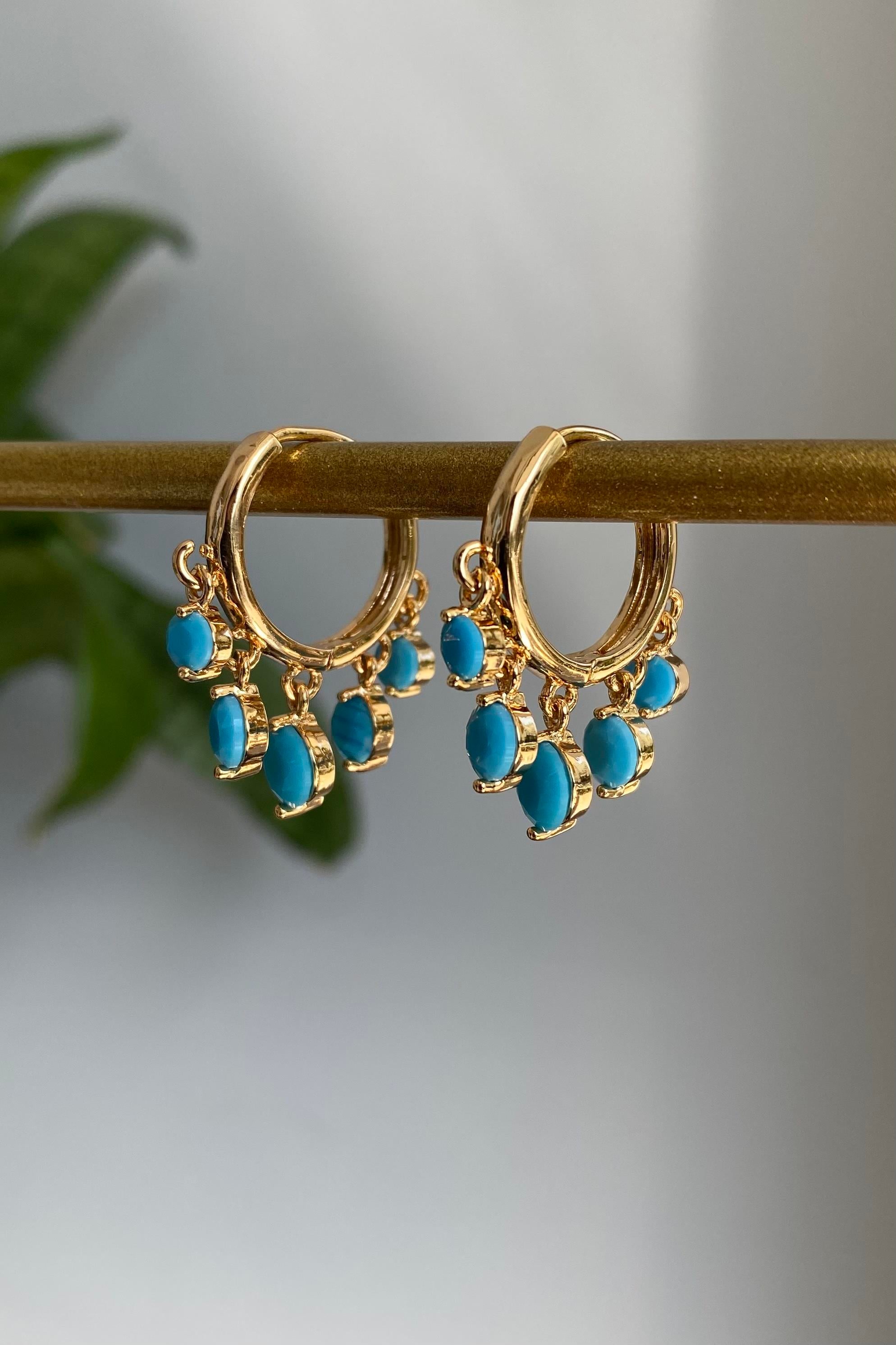 MAVİ TAŞLI SHAKIRA KÜPESİ