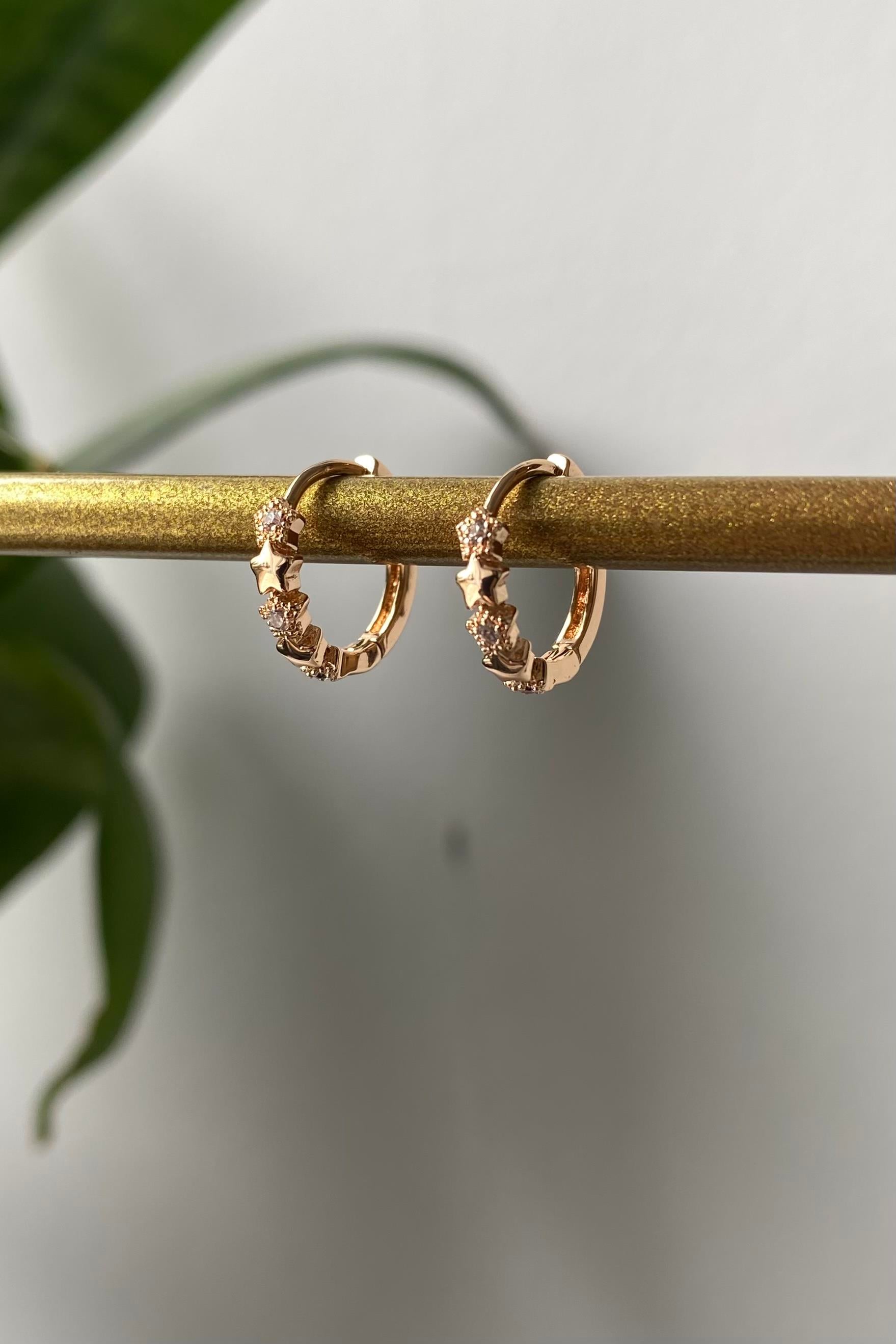 MİNİMAL YILDIZ HALKA KÜPE 1CM