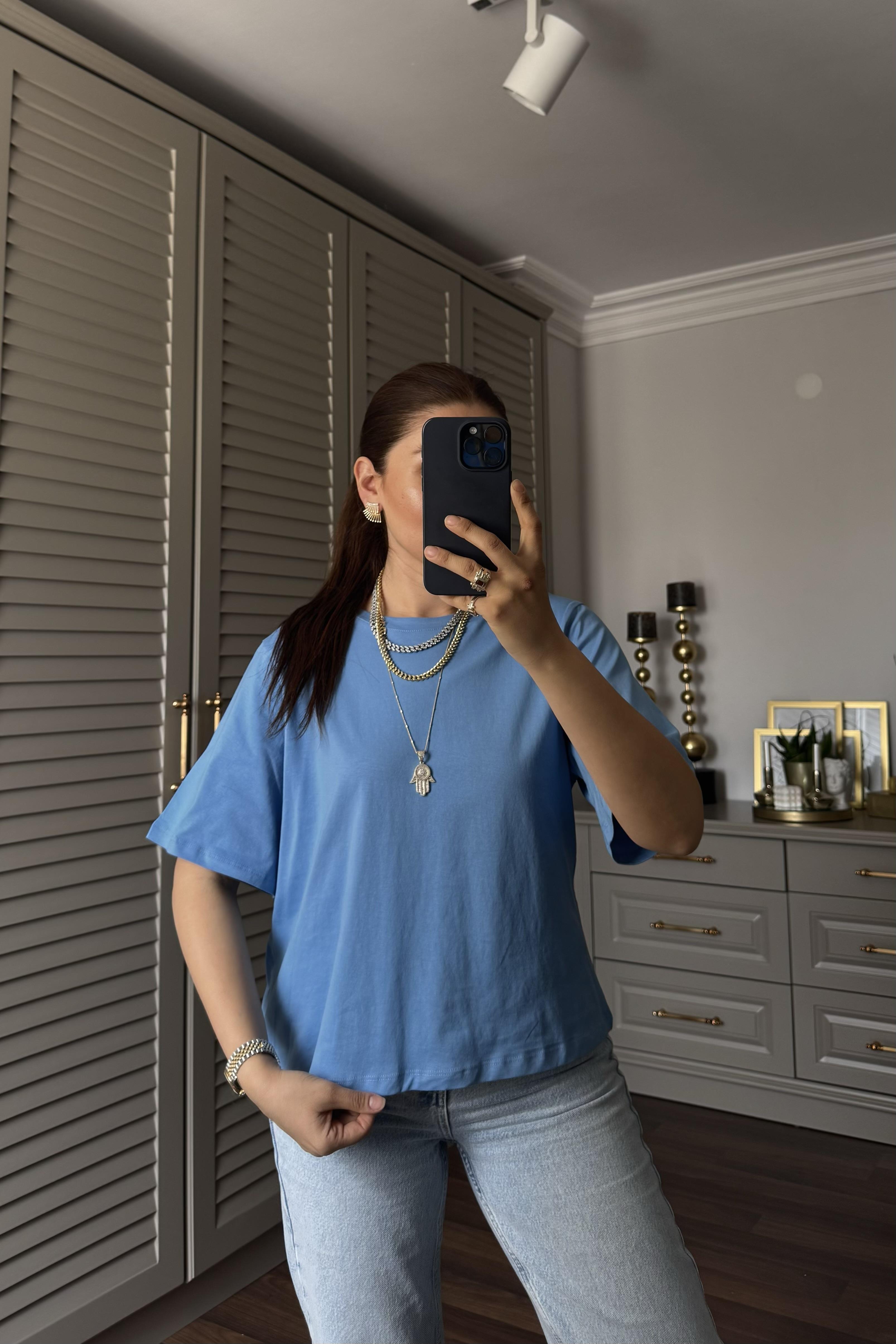 SIFIR YAKA BASIC T-SHIRT