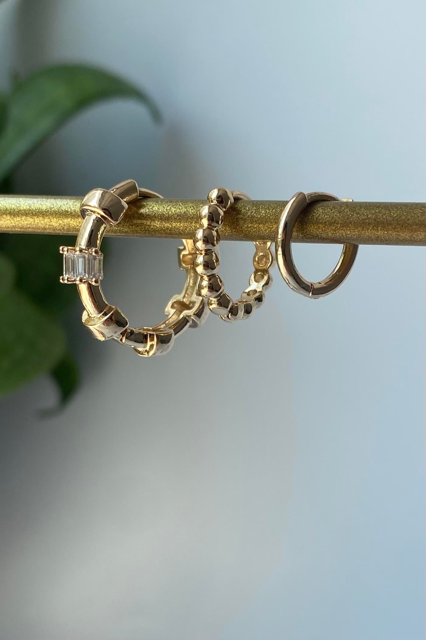 TAŞ BOĞUMLU KOMBİN KÜPE