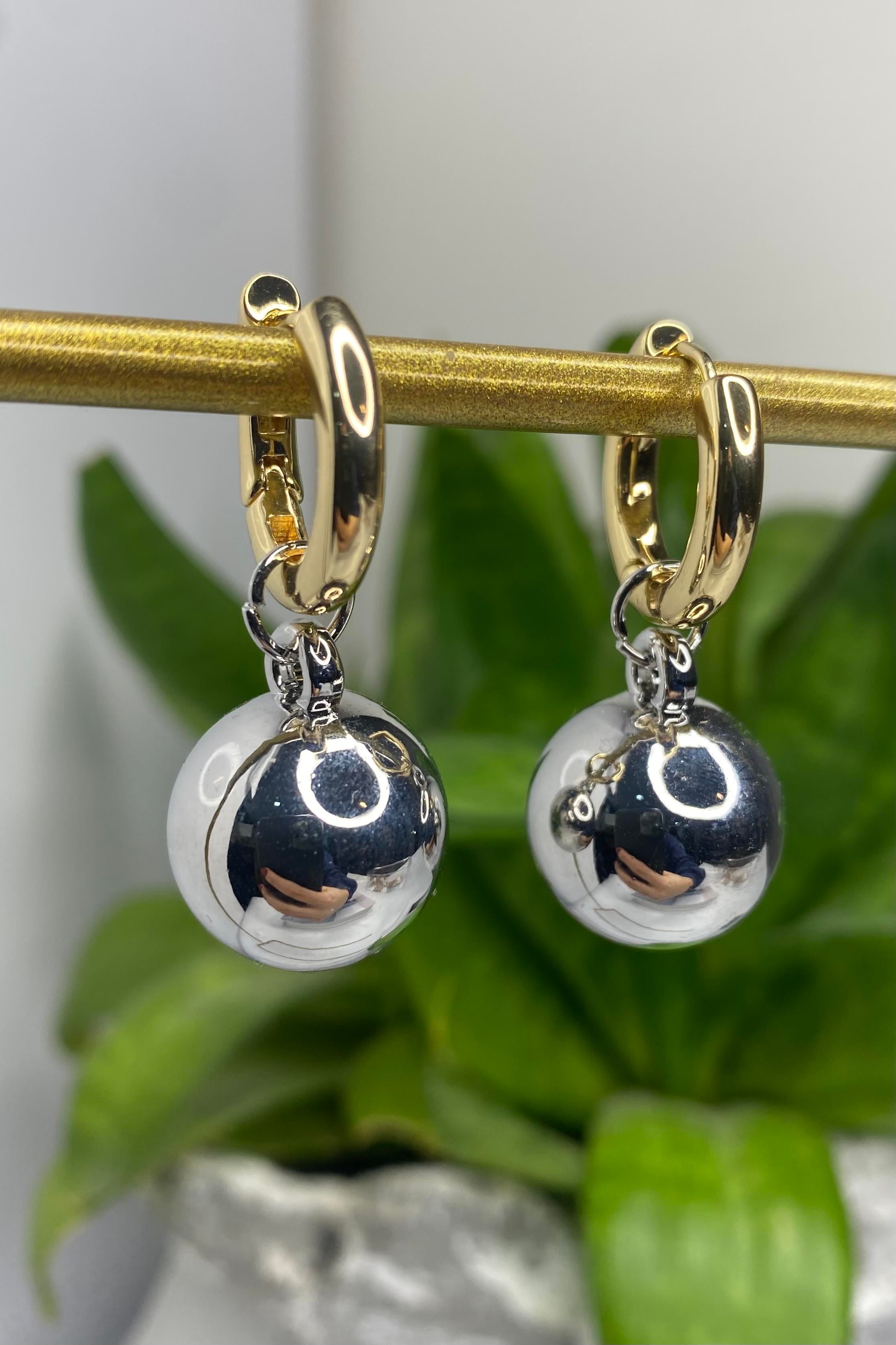 TOP UÇLU HALKA KÜPE