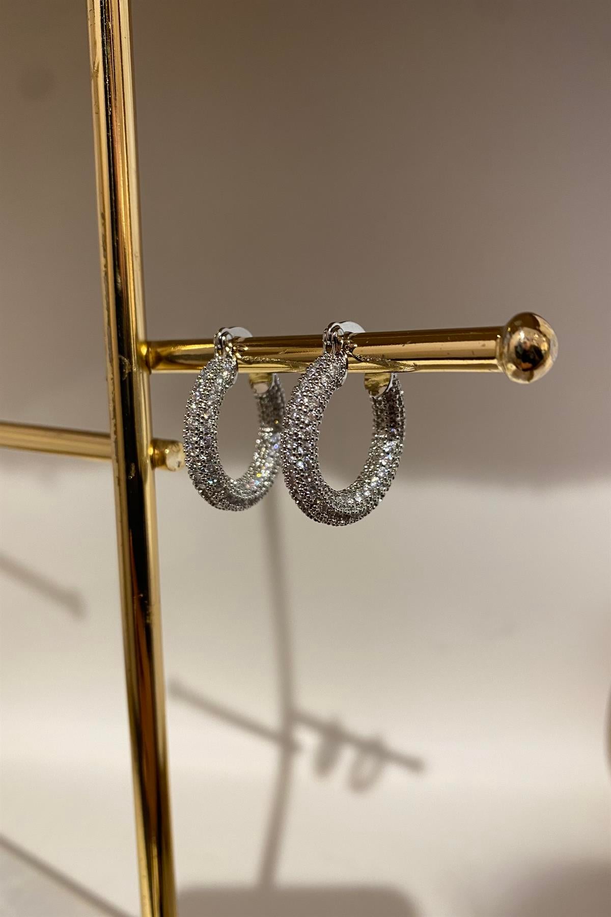 ZİRKON TAŞ VİP HALKA  KÜPE