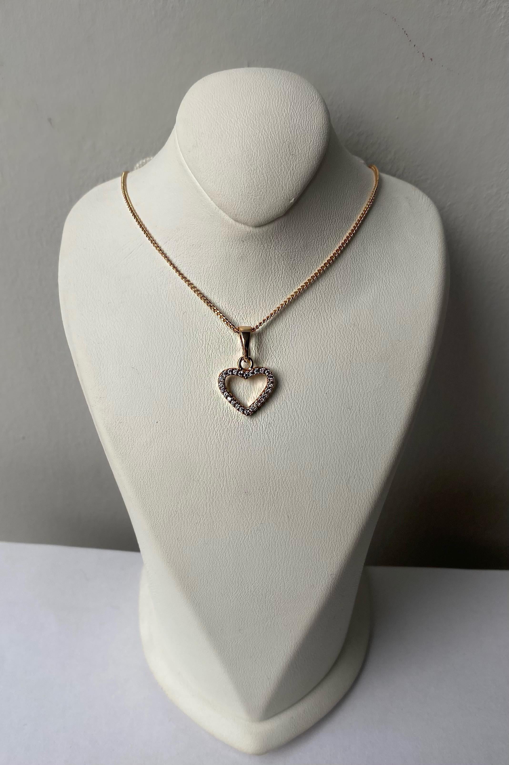 ZİRKON TAŞLI KALP KOLYE