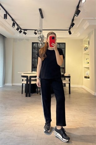 YANLARI ŞERİTLİ BYN MODAL TAKIM