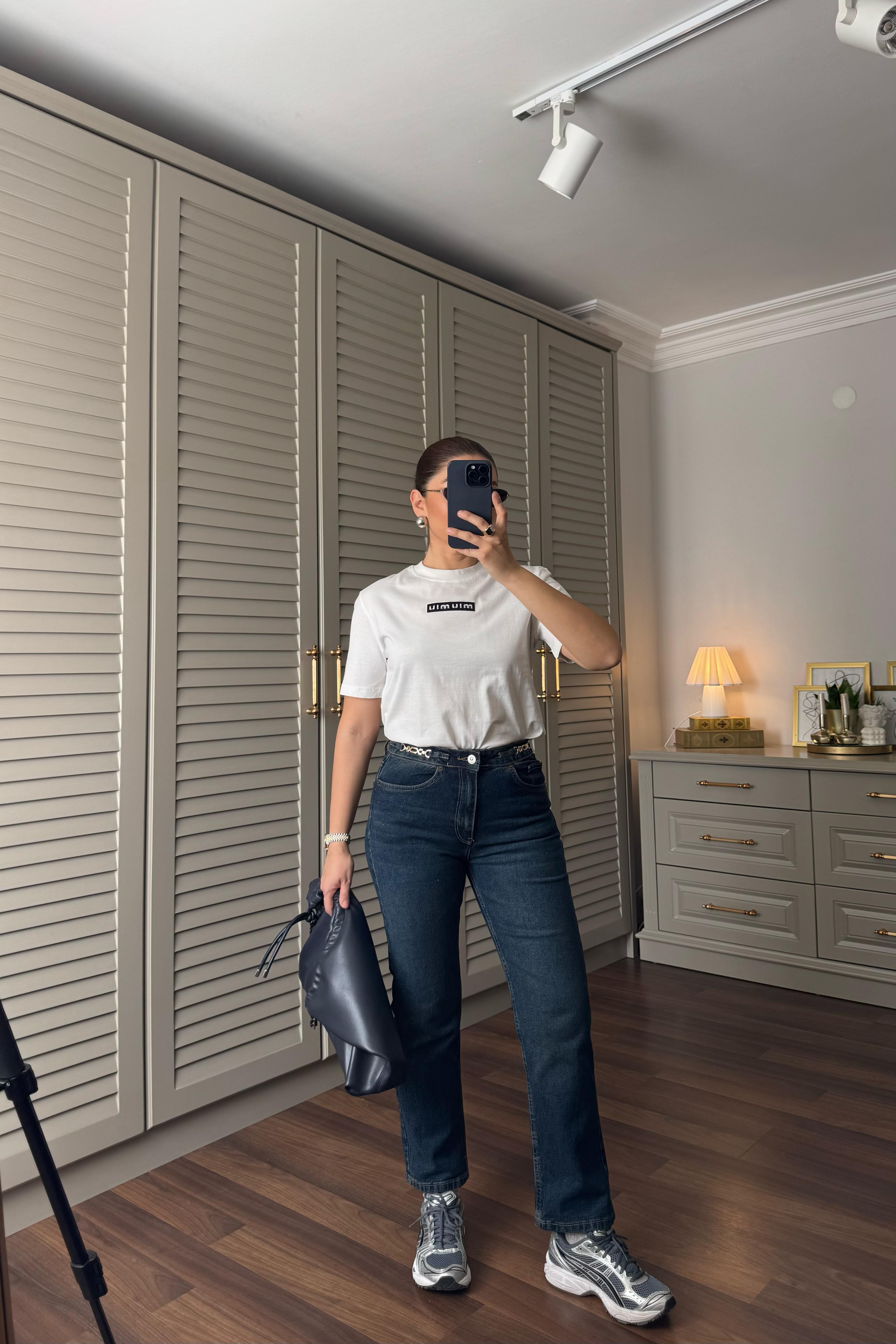 BELİ ZİNCİR DETAYLI JEAN