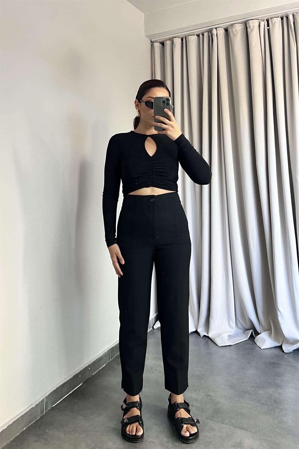 BİLEĞİ YIRTMAÇLI BORU PAÇA KUMAŞ PANTOLON