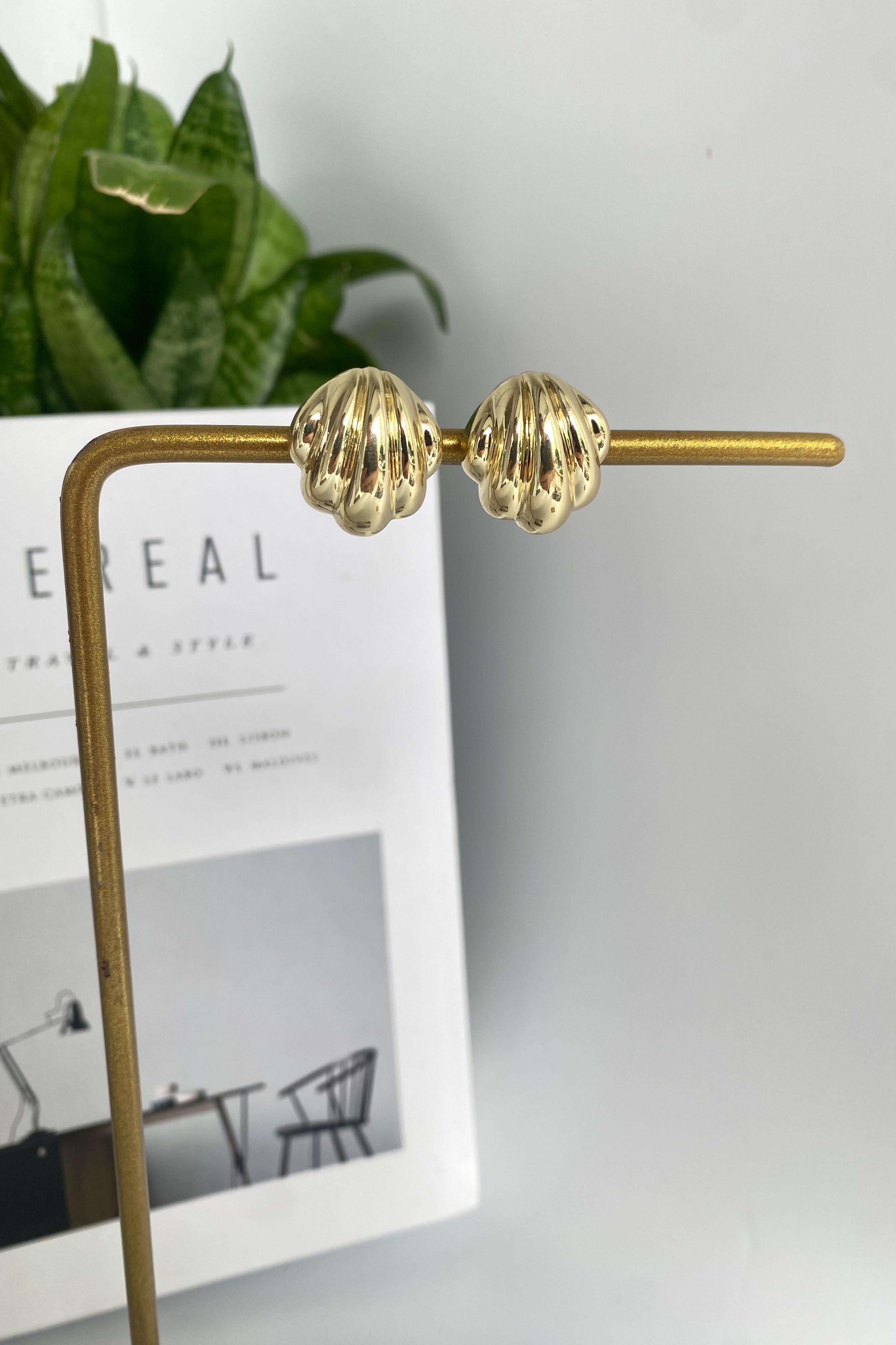 BOMBELİ İSTİRİDYE KÜPE