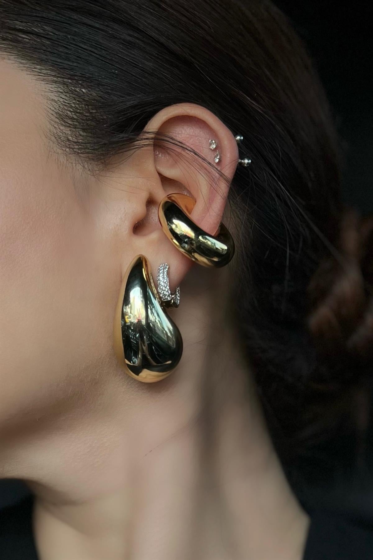 BOMBELİ KIKIRDAK KÜPE