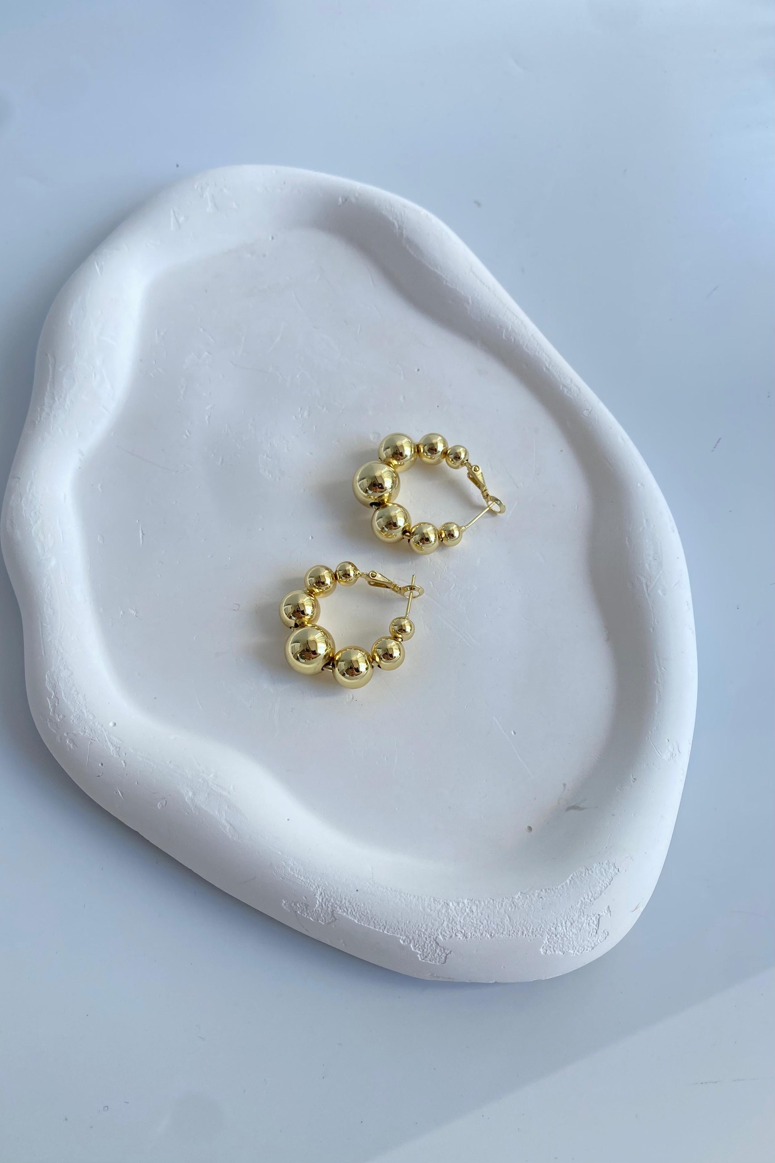 BONCUKLU HALKA KÜPE