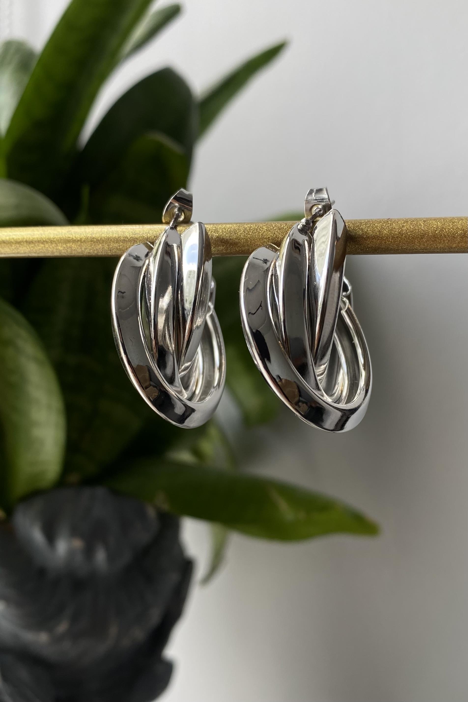 ÇAPRAZ BORU ÇİVİ KÜPE