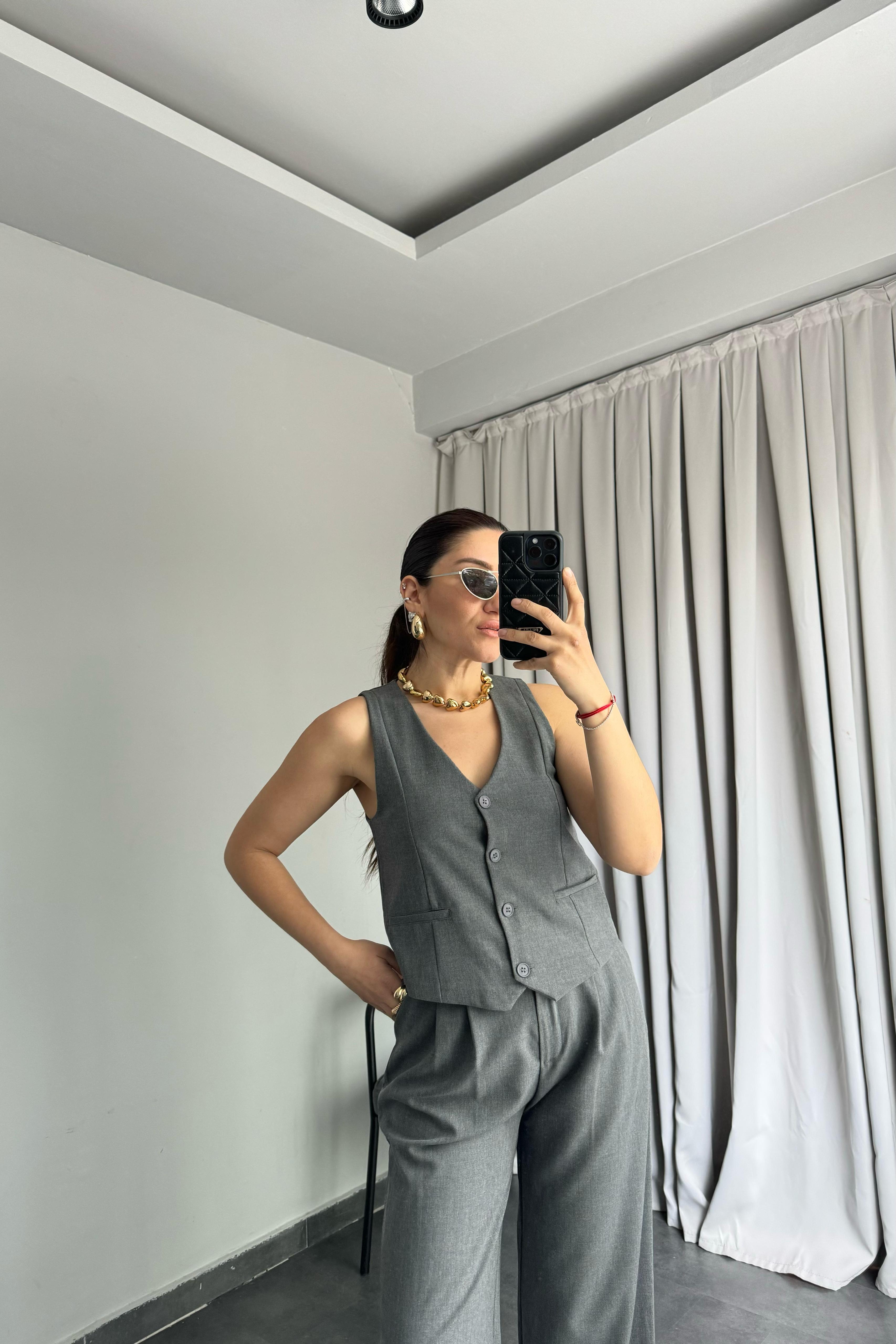 CEP DETAYLI DÜĞMELİ YELEK/8784