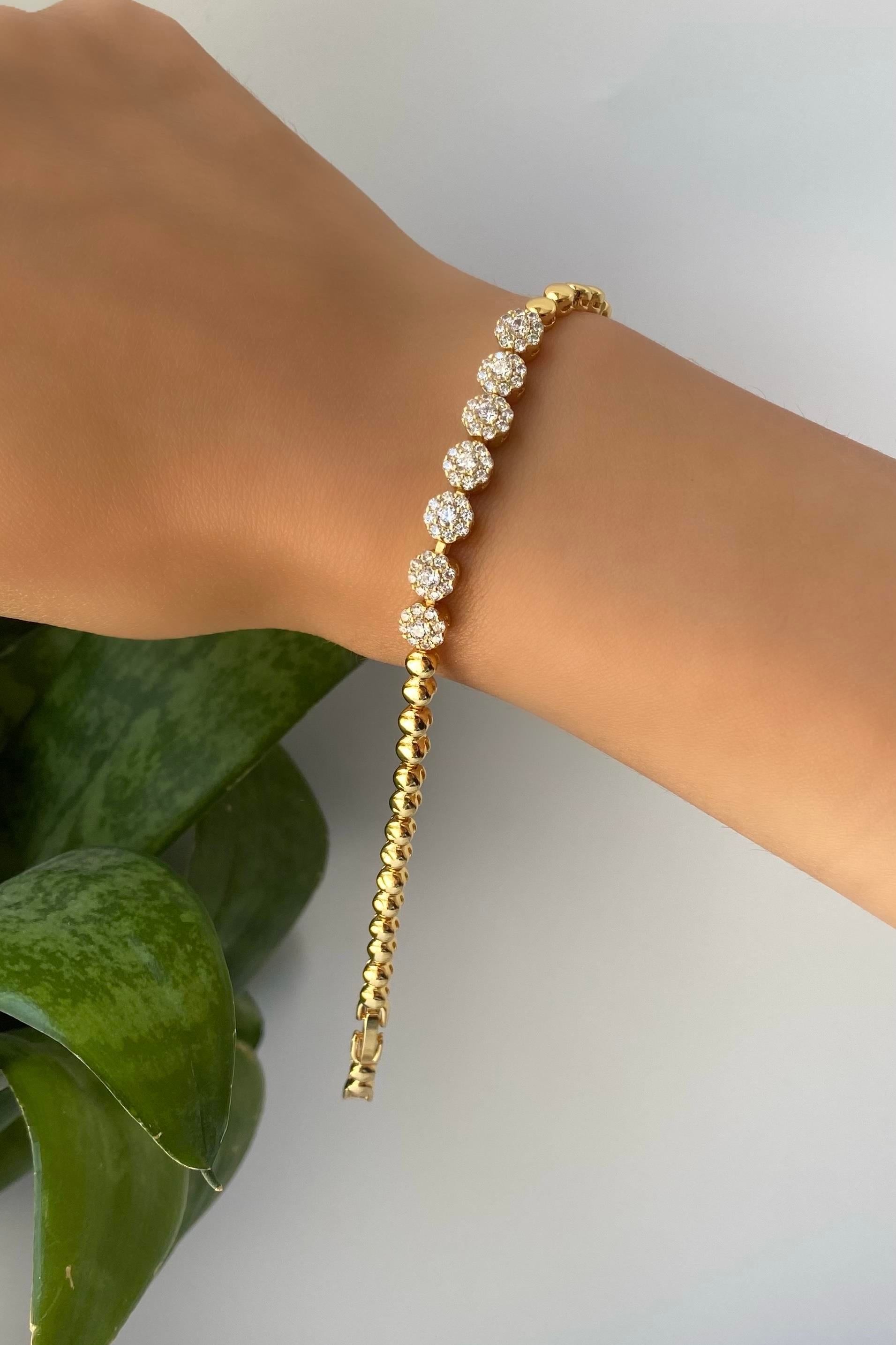 ÇİÇEK TAŞLI BİLEZİK