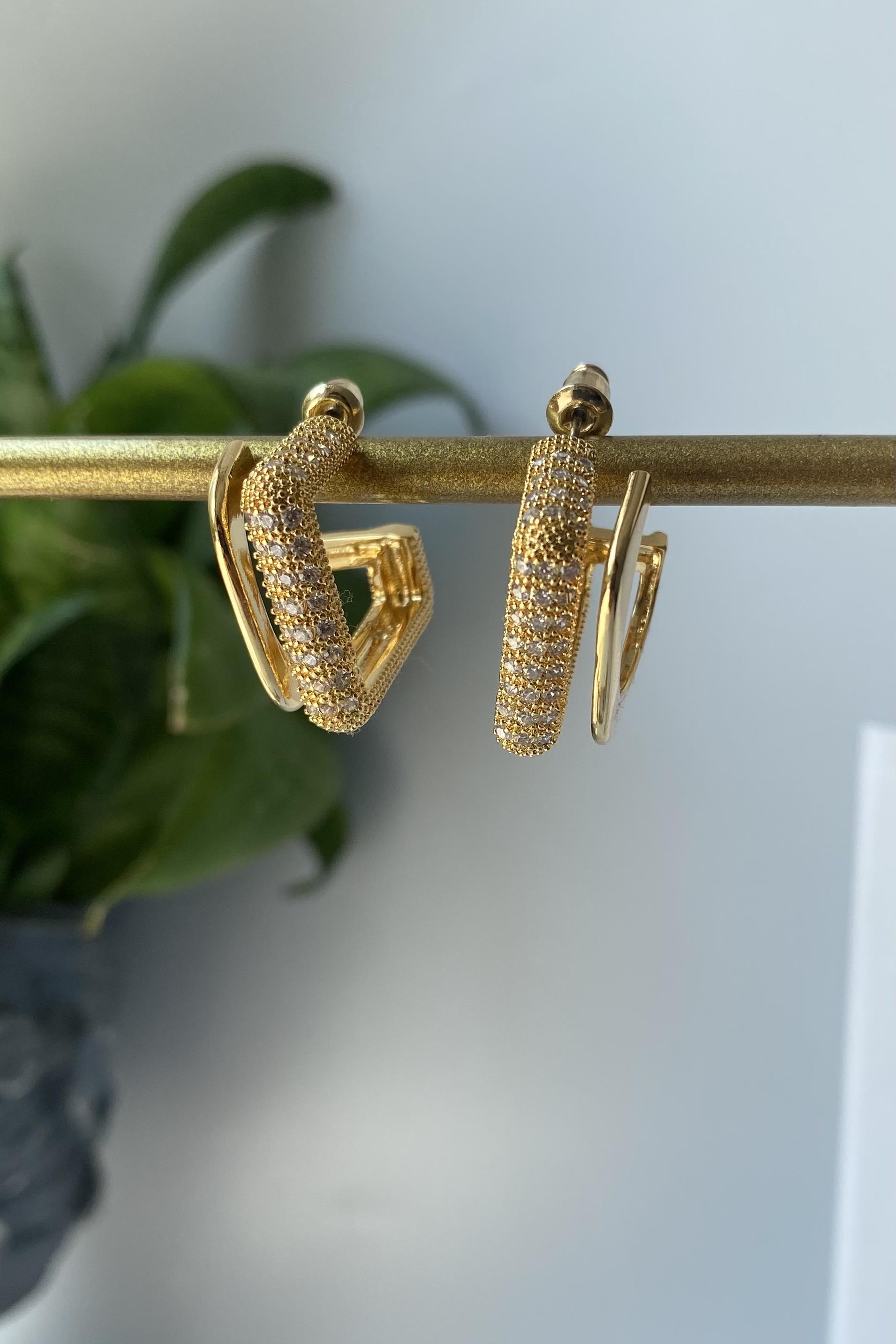 ÇİFT KATMANLI TAŞLI KARE KÜPE