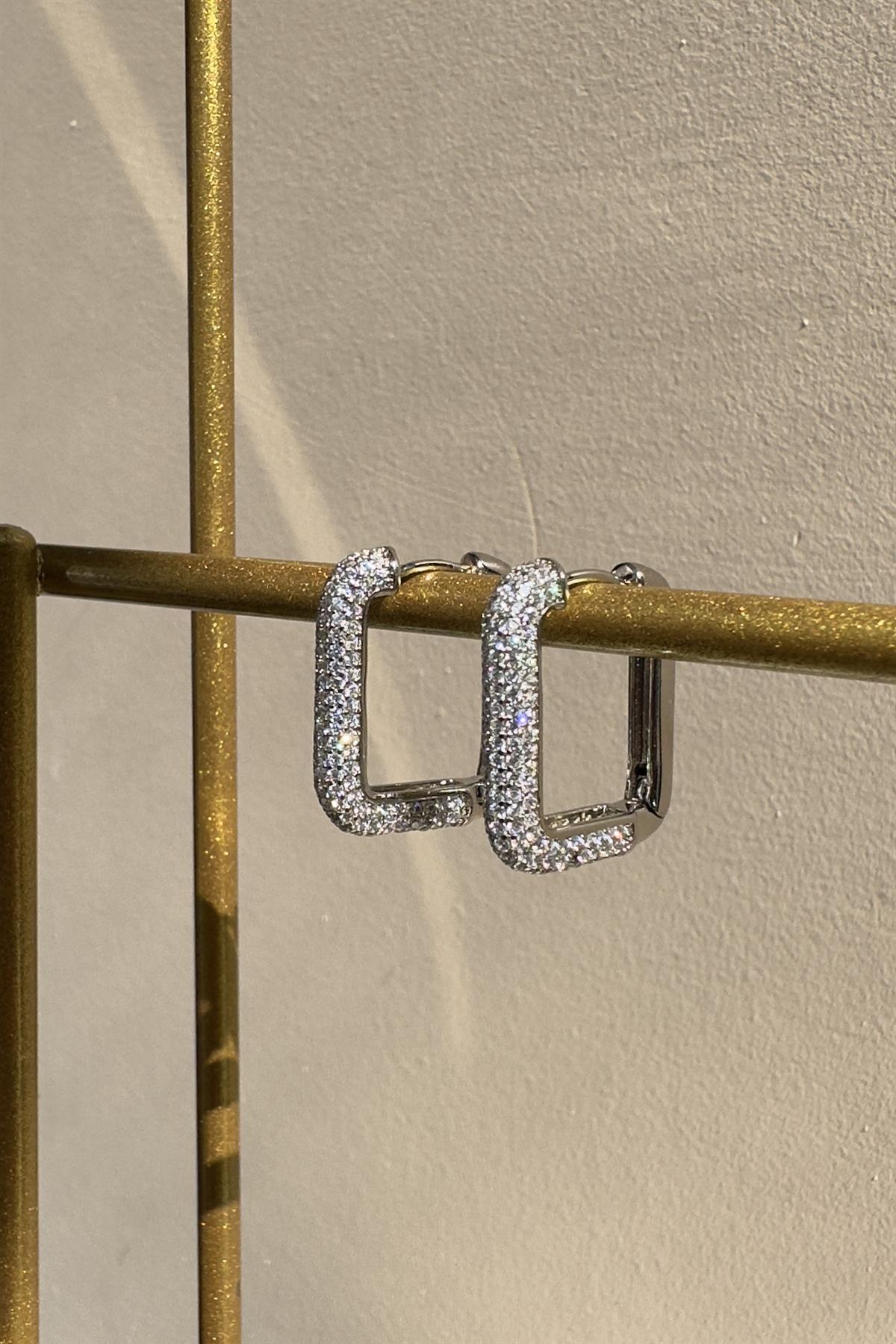 ÇİFT TARAFI ZİRKON TAŞLI HALKA KÜPE