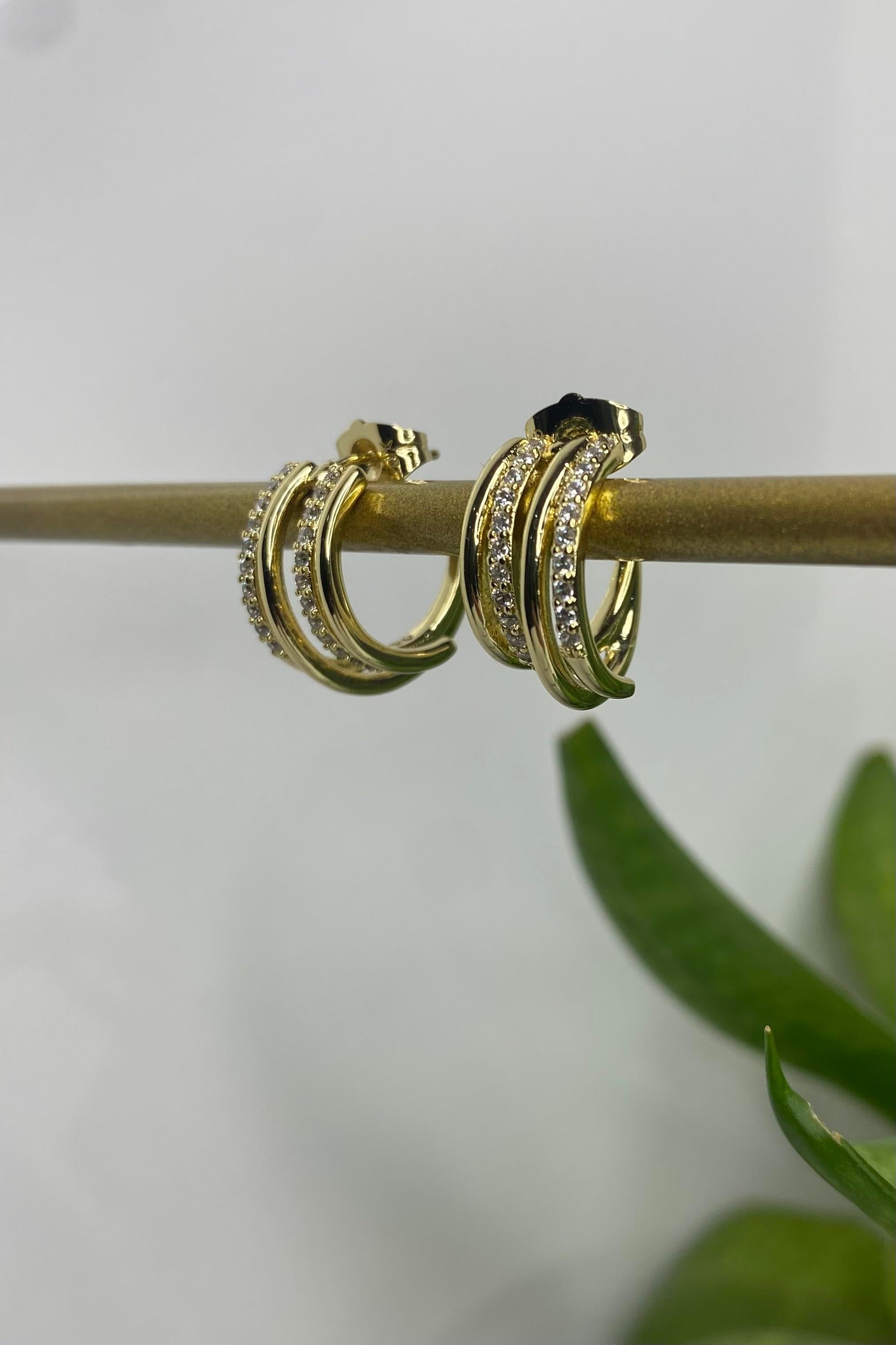 ÇOKLU ŞERİT ÇİVİ KÜPE