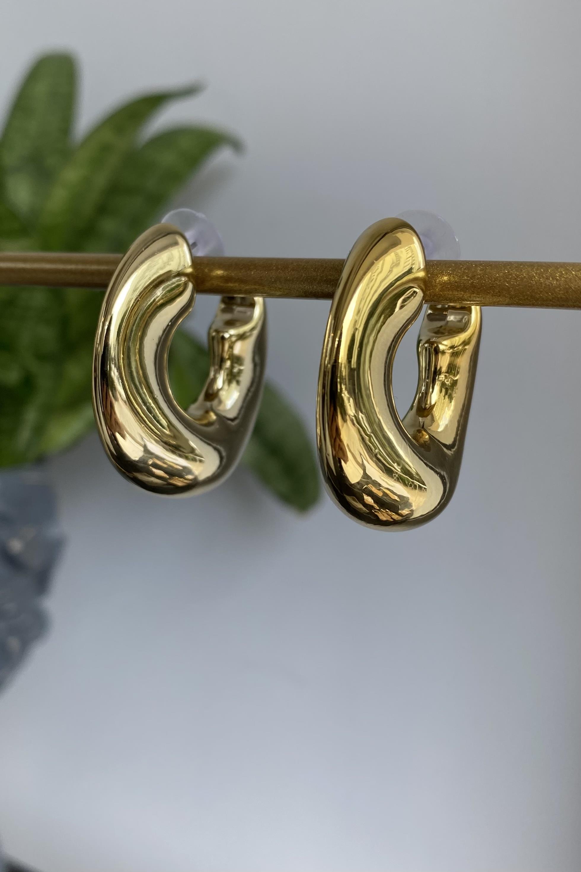 DALGA BOMBELİ HALKA KÜPE