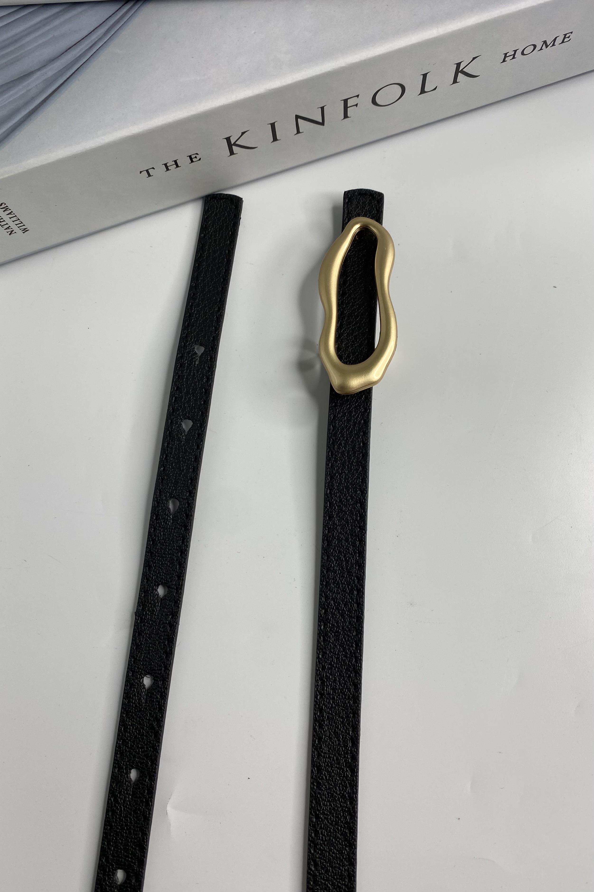 DALGALI ELİPS TOKALI KEMER