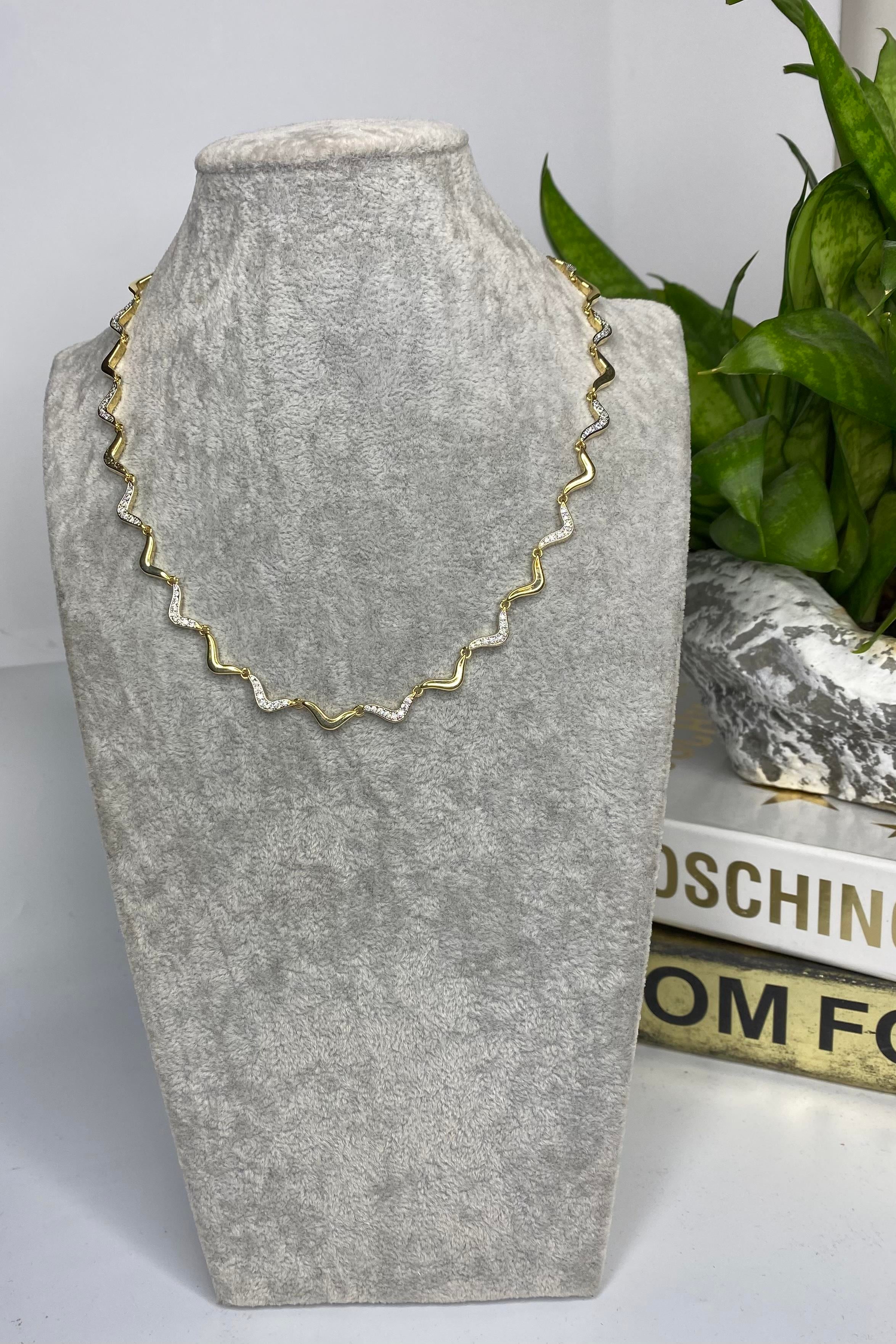 DALGALI V MODEL KOLYE