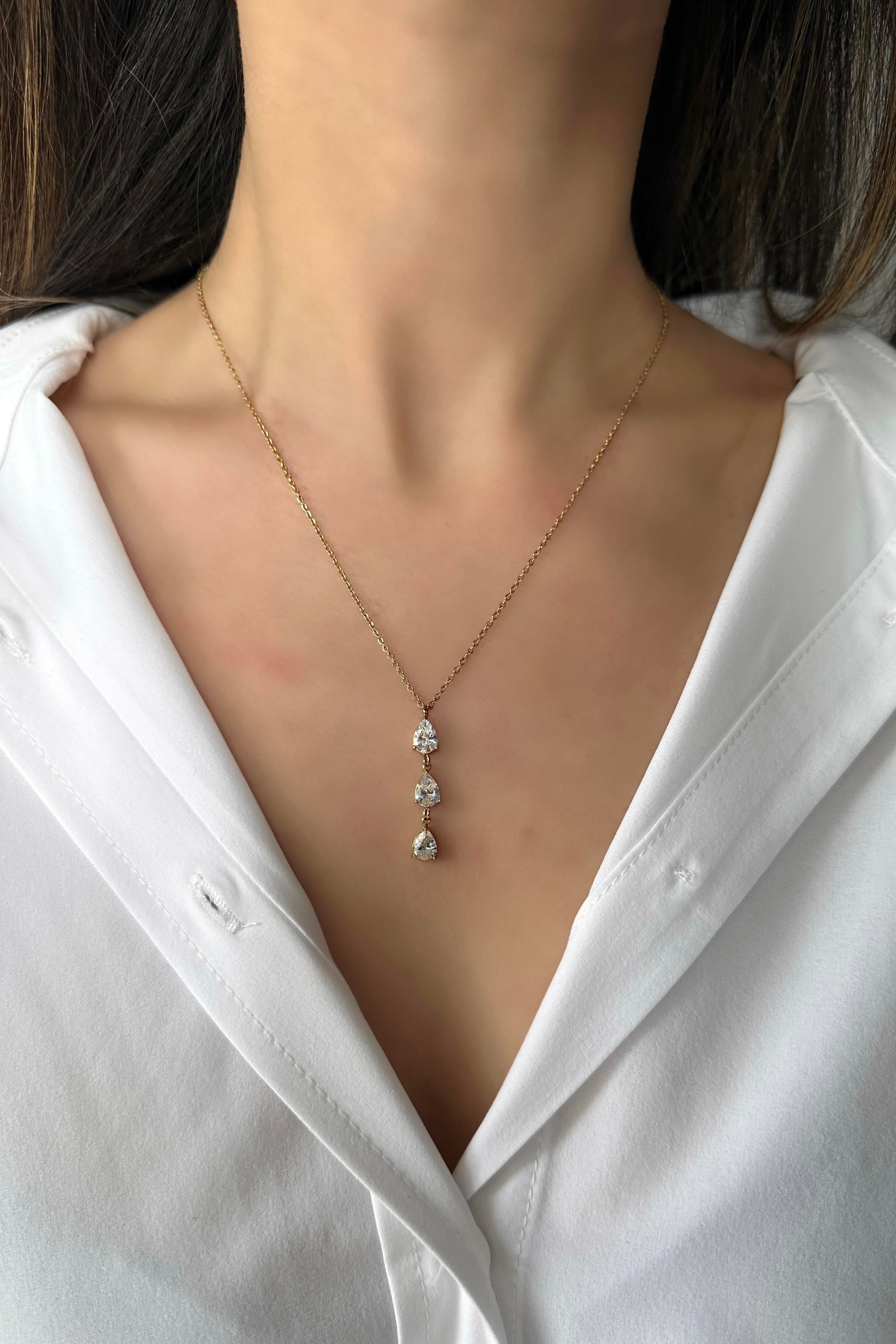 DAMLA TAŞ SARKINTILI ÇELİK KOLYE