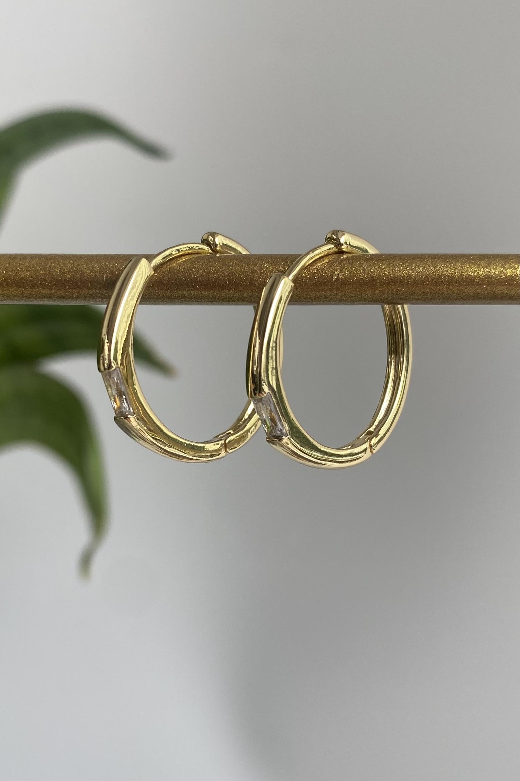 DİKDÖRTGEN TAŞLI HALKA KÜPE 2cm