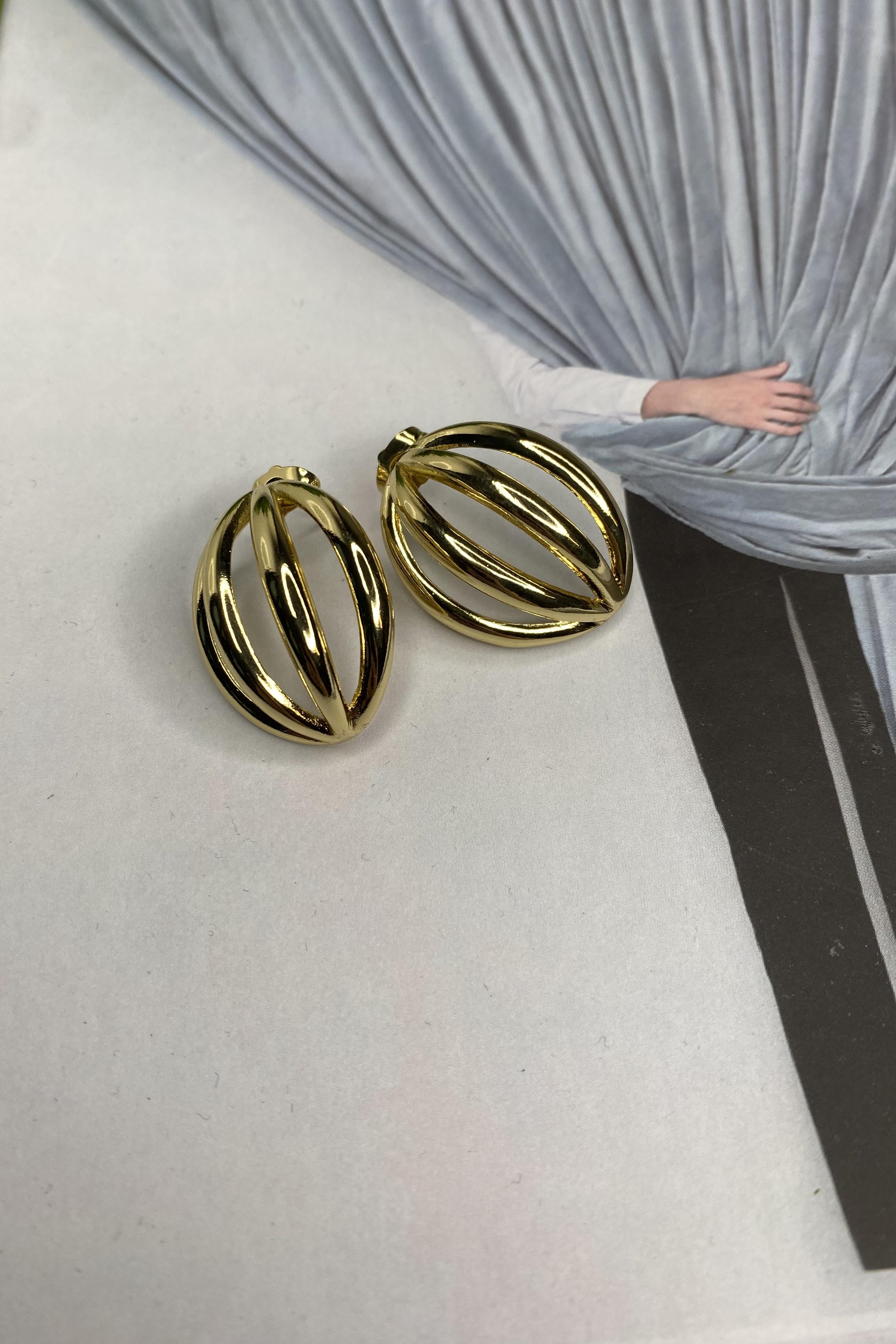 DÖRT ŞERİT KAFES KÜPE