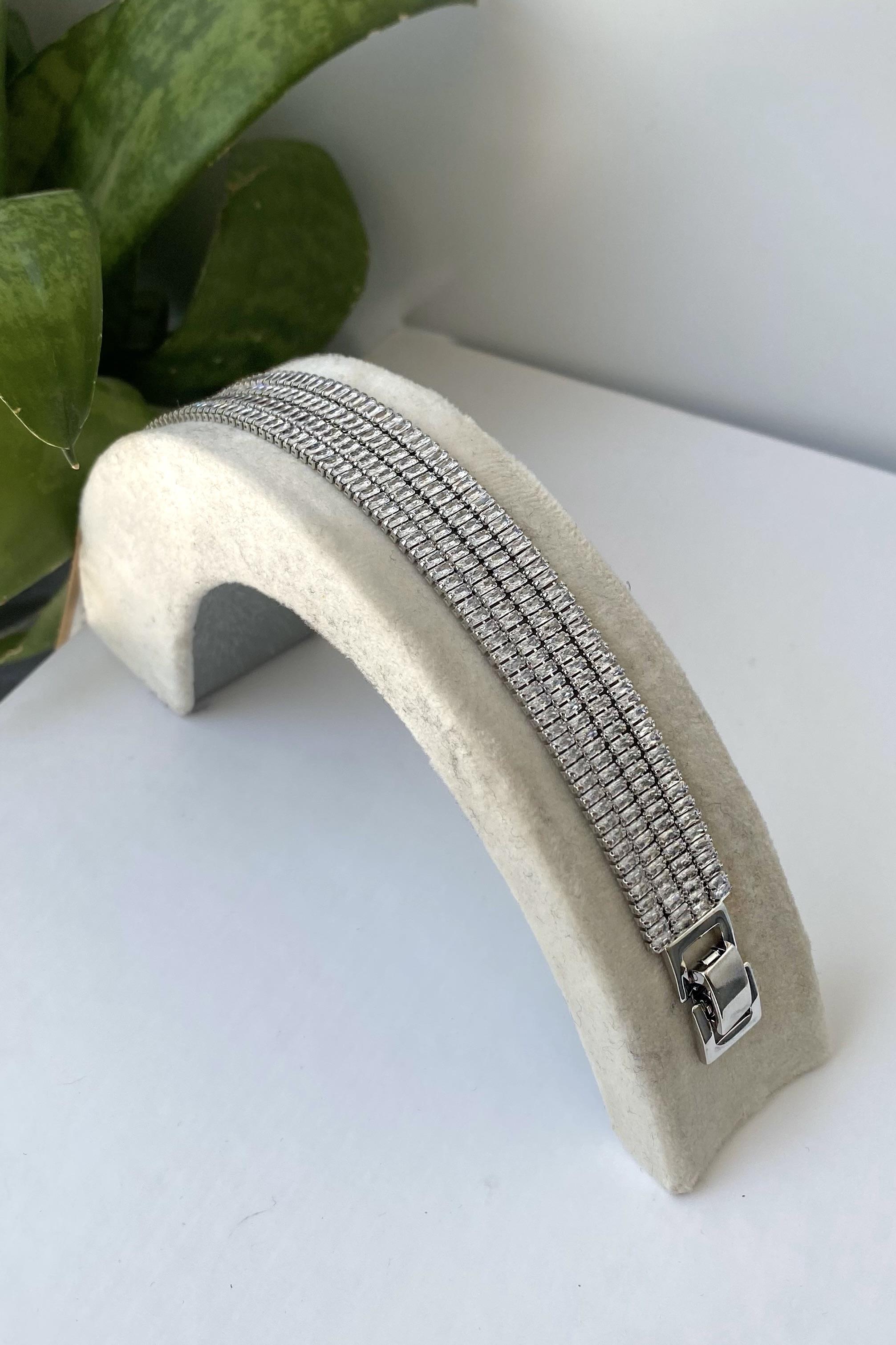 DÖRTLÜ BAGET TAŞLI SU YOLU BİLEZİK