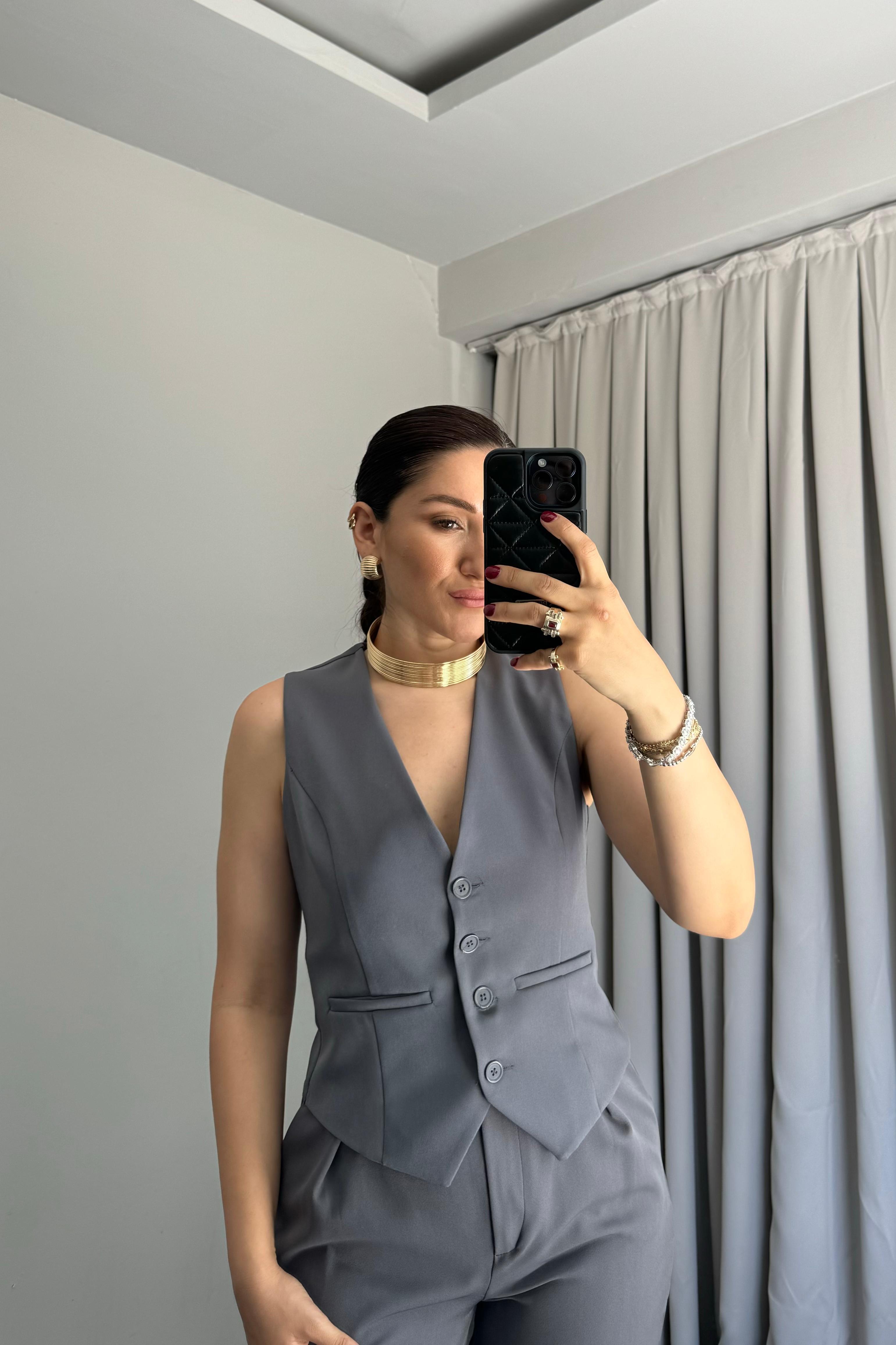 DÜĞMELİ KUMAŞ YELEK /60064