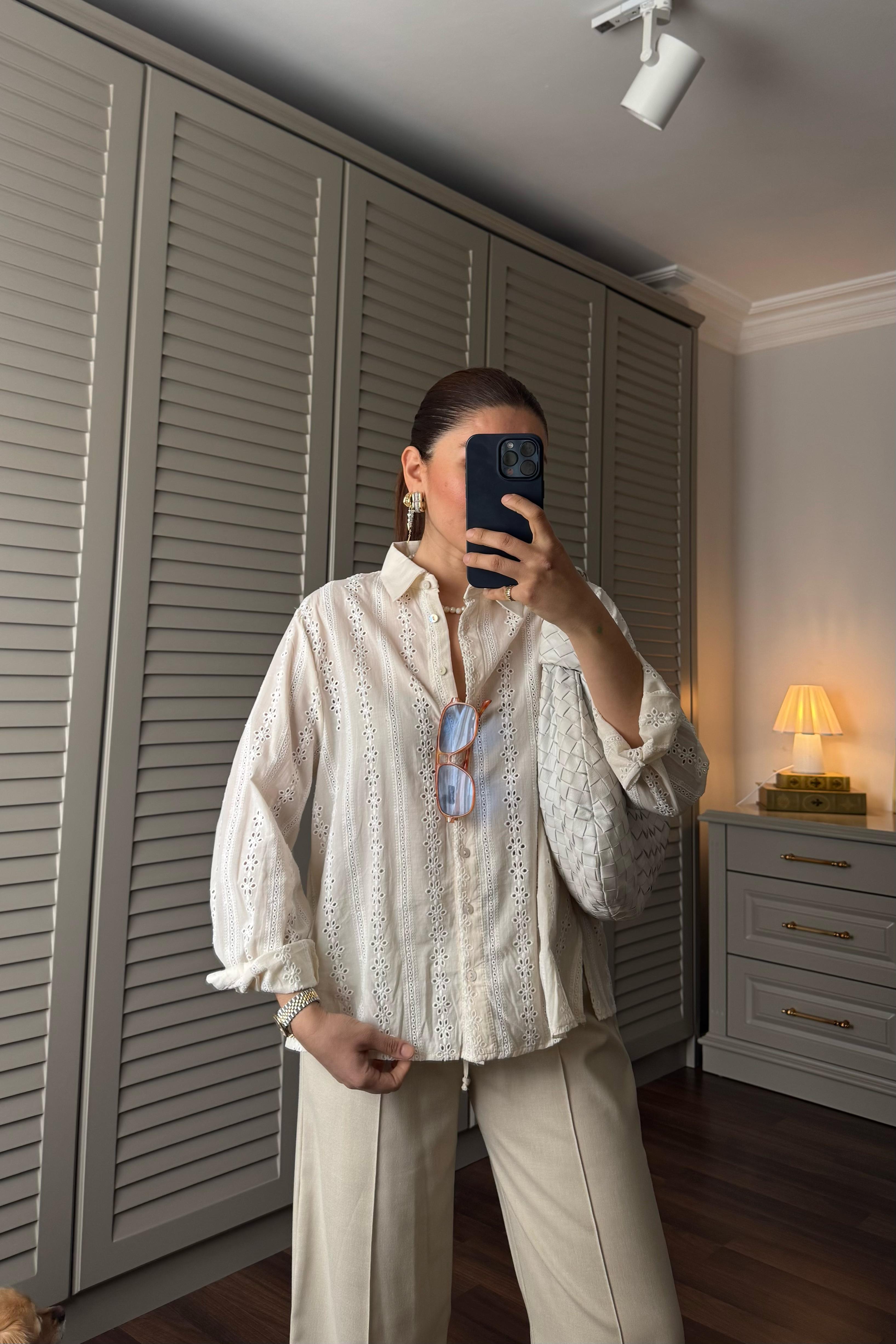 FİSTO İŞLEMELİ GÖMLEK / 1601