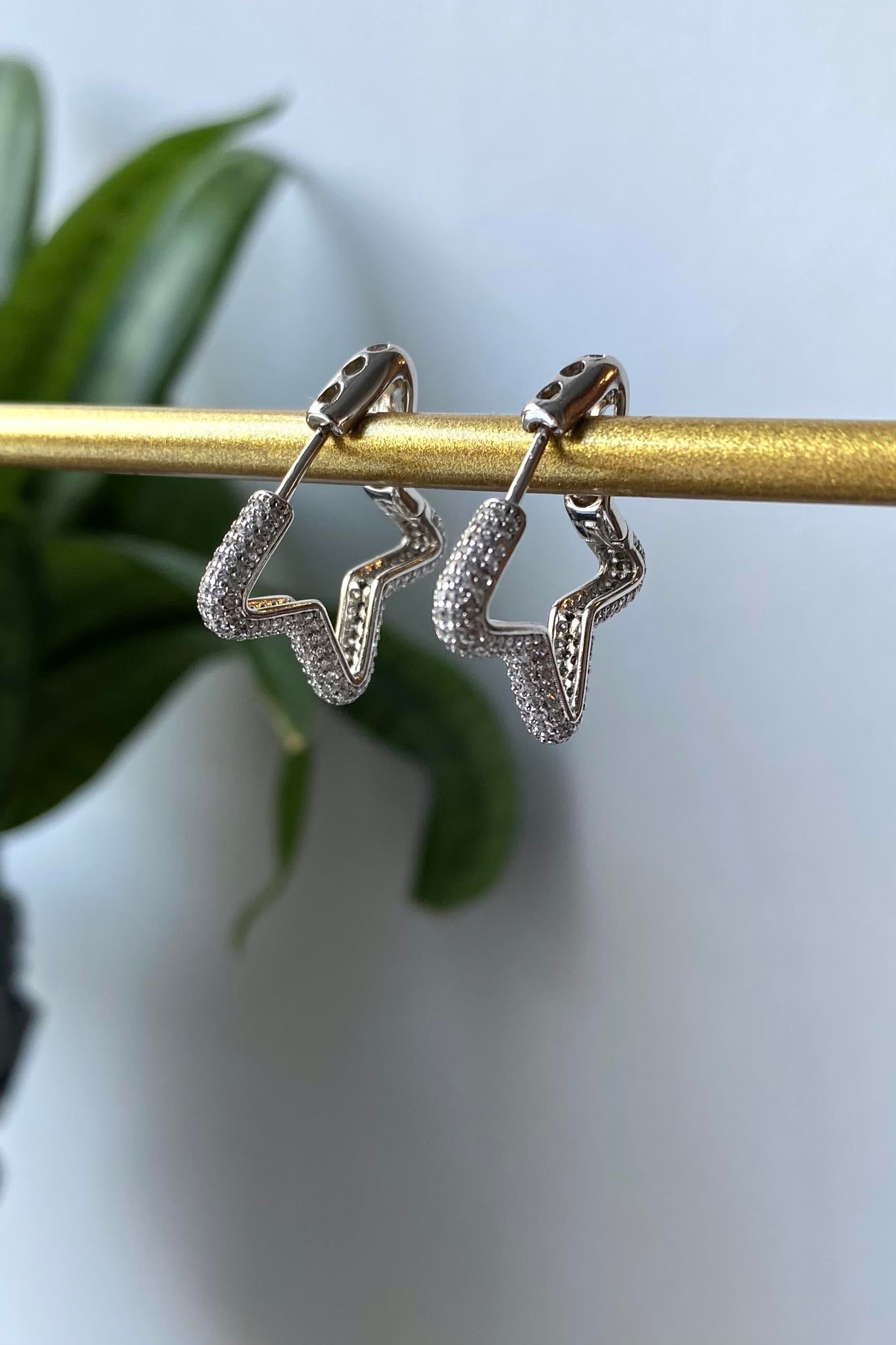 FULL TAŞLI YARIM YILDIZ HALKA KÜPE