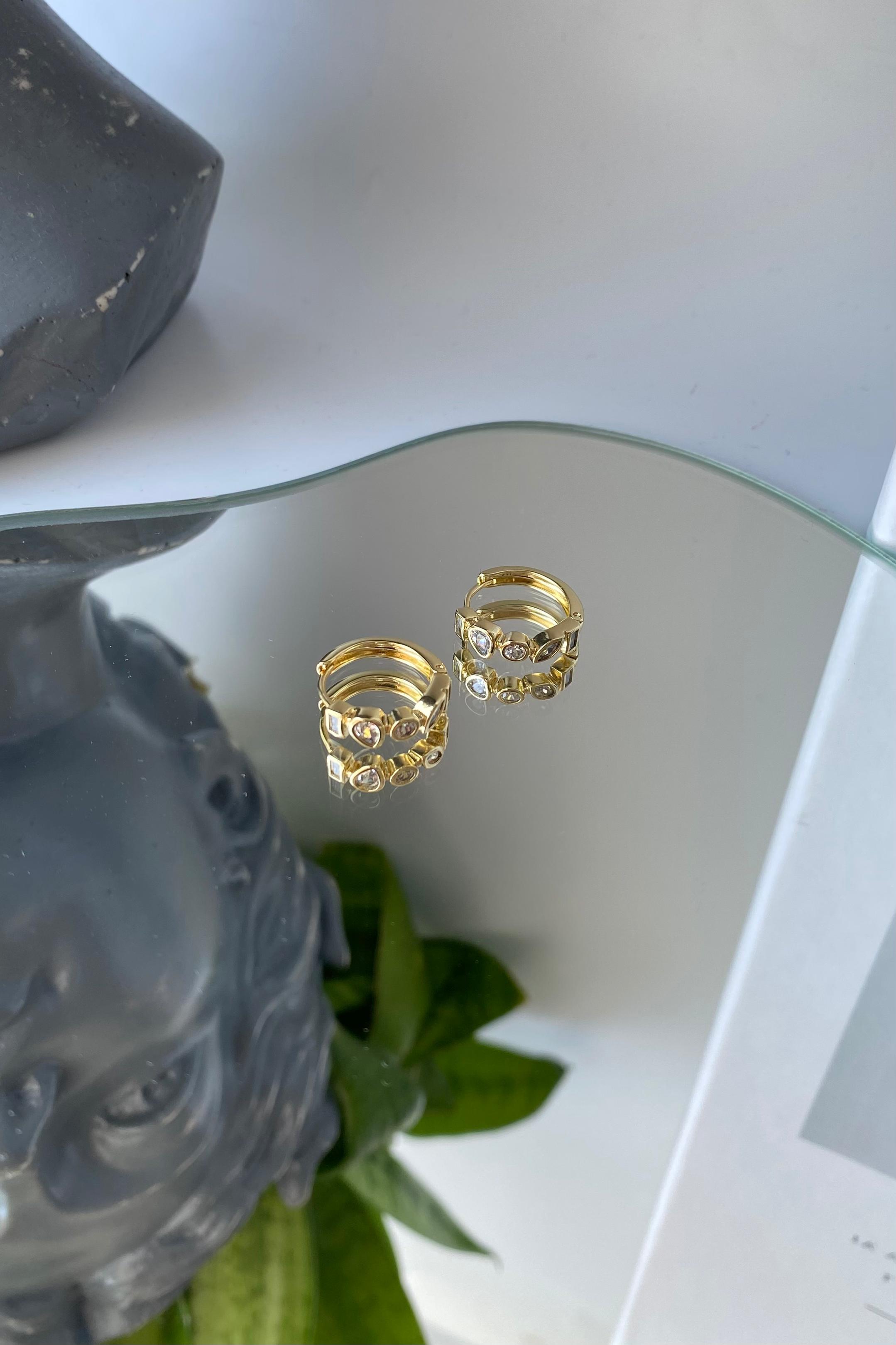 GEOMETRİK TAŞLI HALKA KÜPE 1,5cm