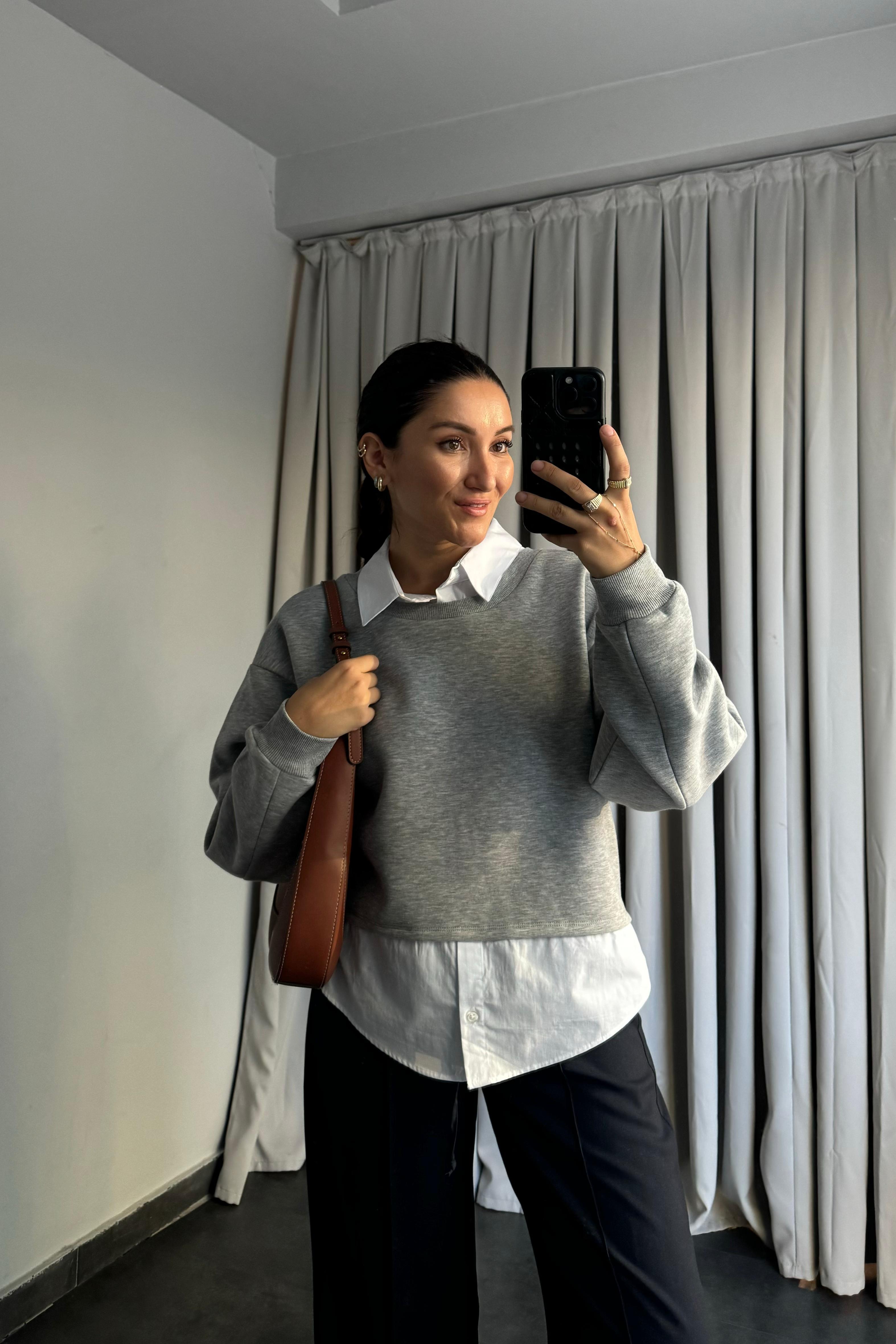 GÖMLEKLİ SWEATSHİRT