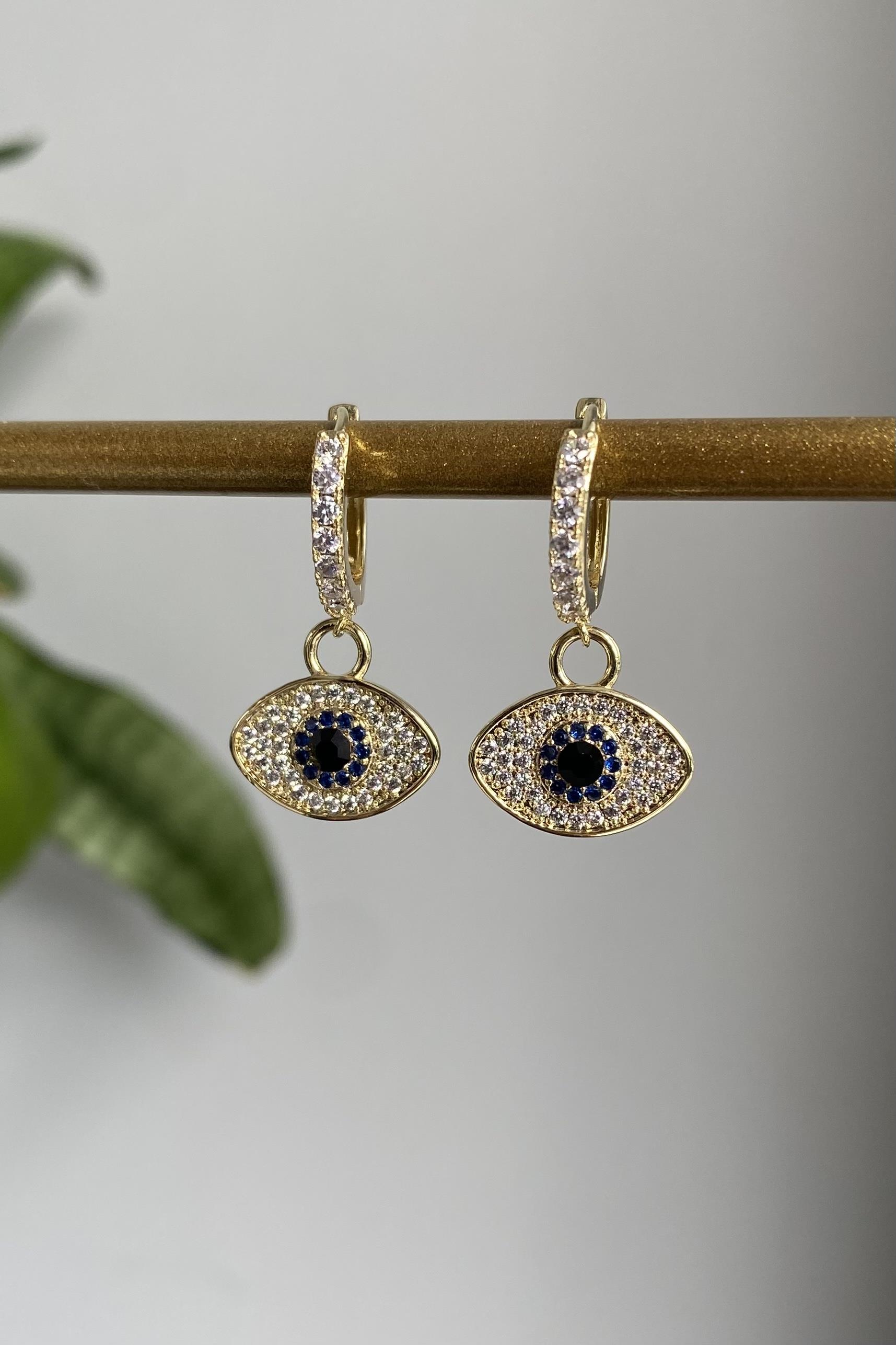 GÖZ UÇLU HALKA KÜPE